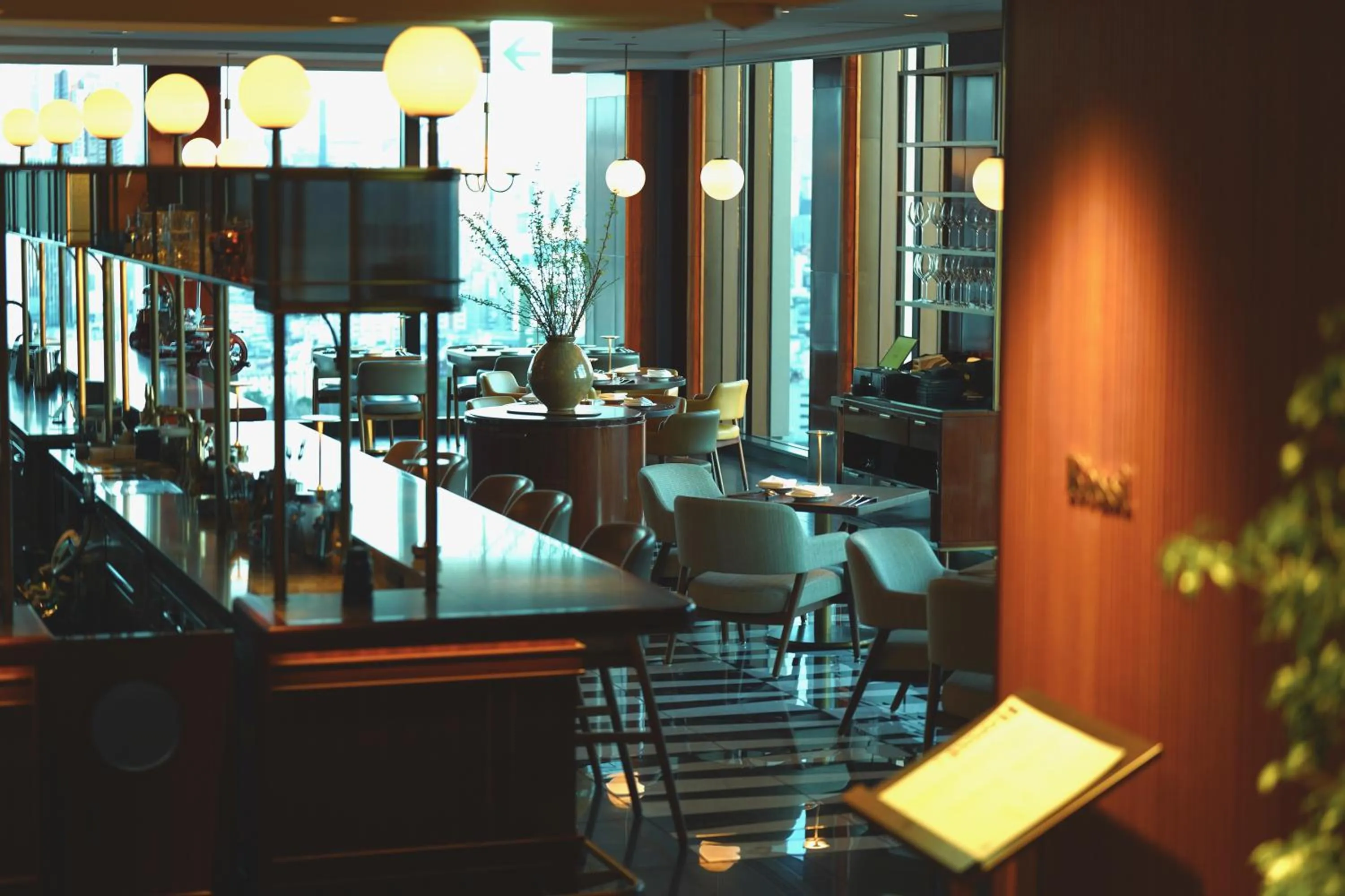 Restaurant/places to eat in THE AOYAMA GRAND HOTEL