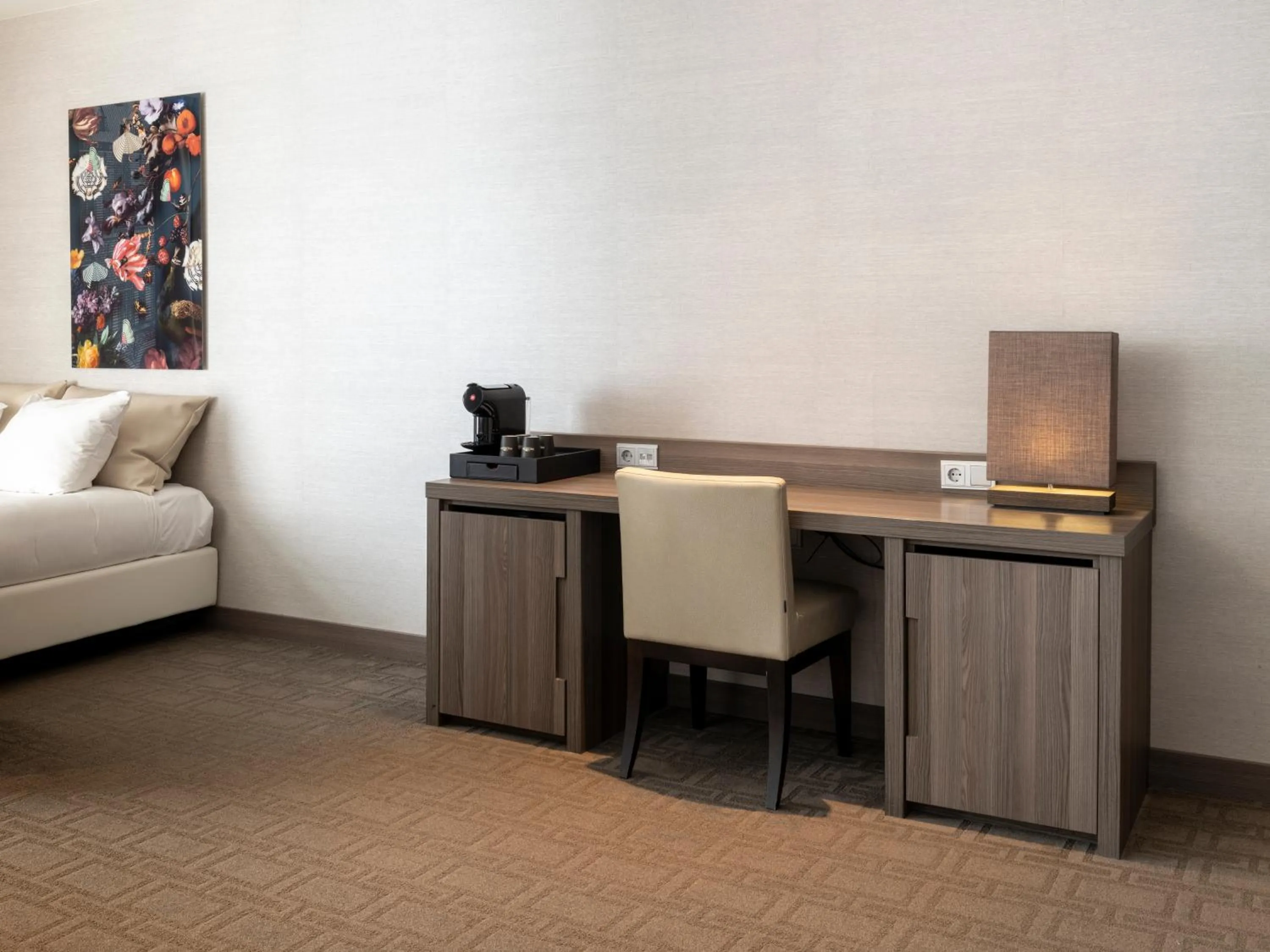 Seating area in Van Der Valk Hotel Zwolle