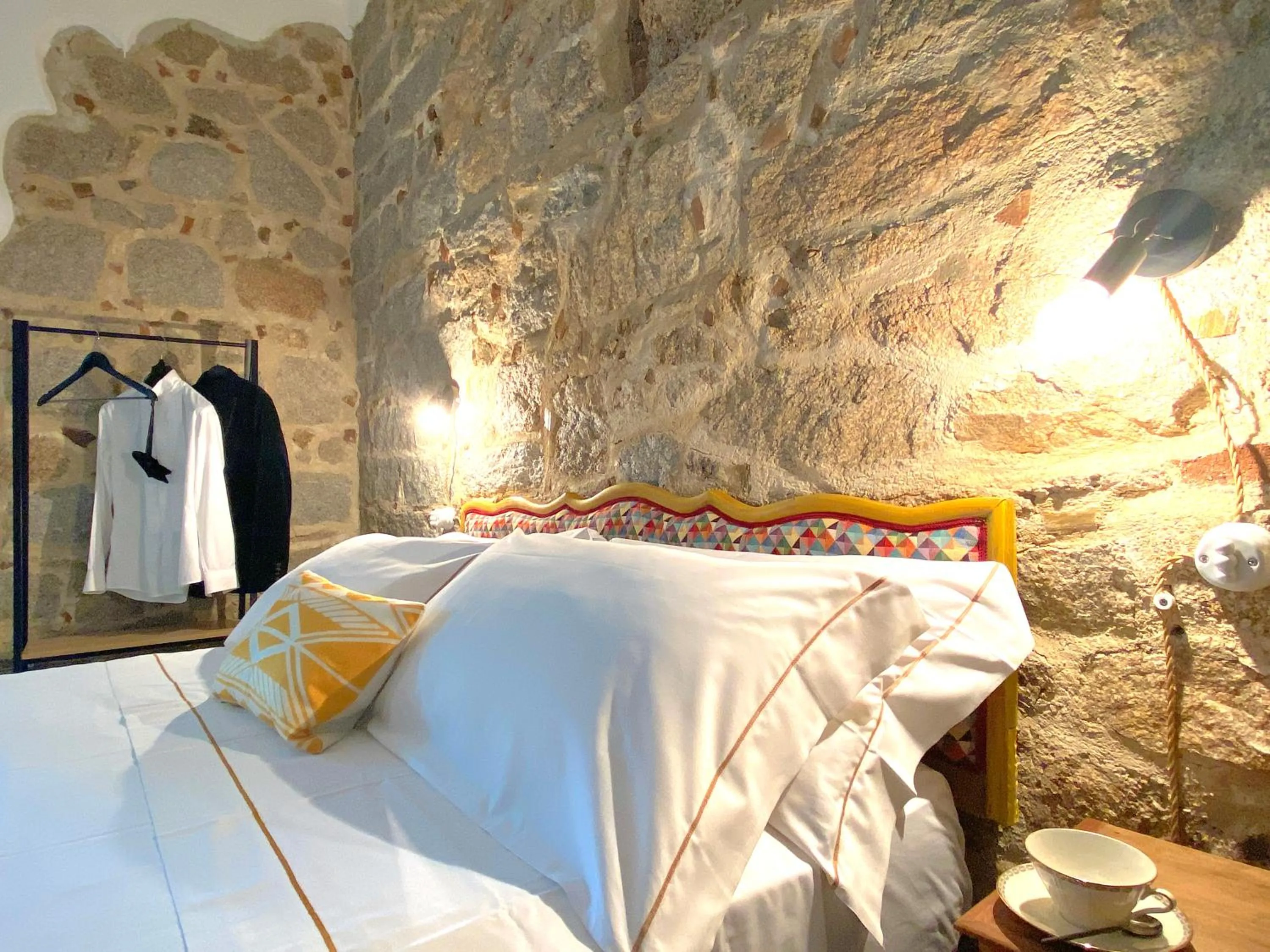 Decorative detail, Bed in Canduleri