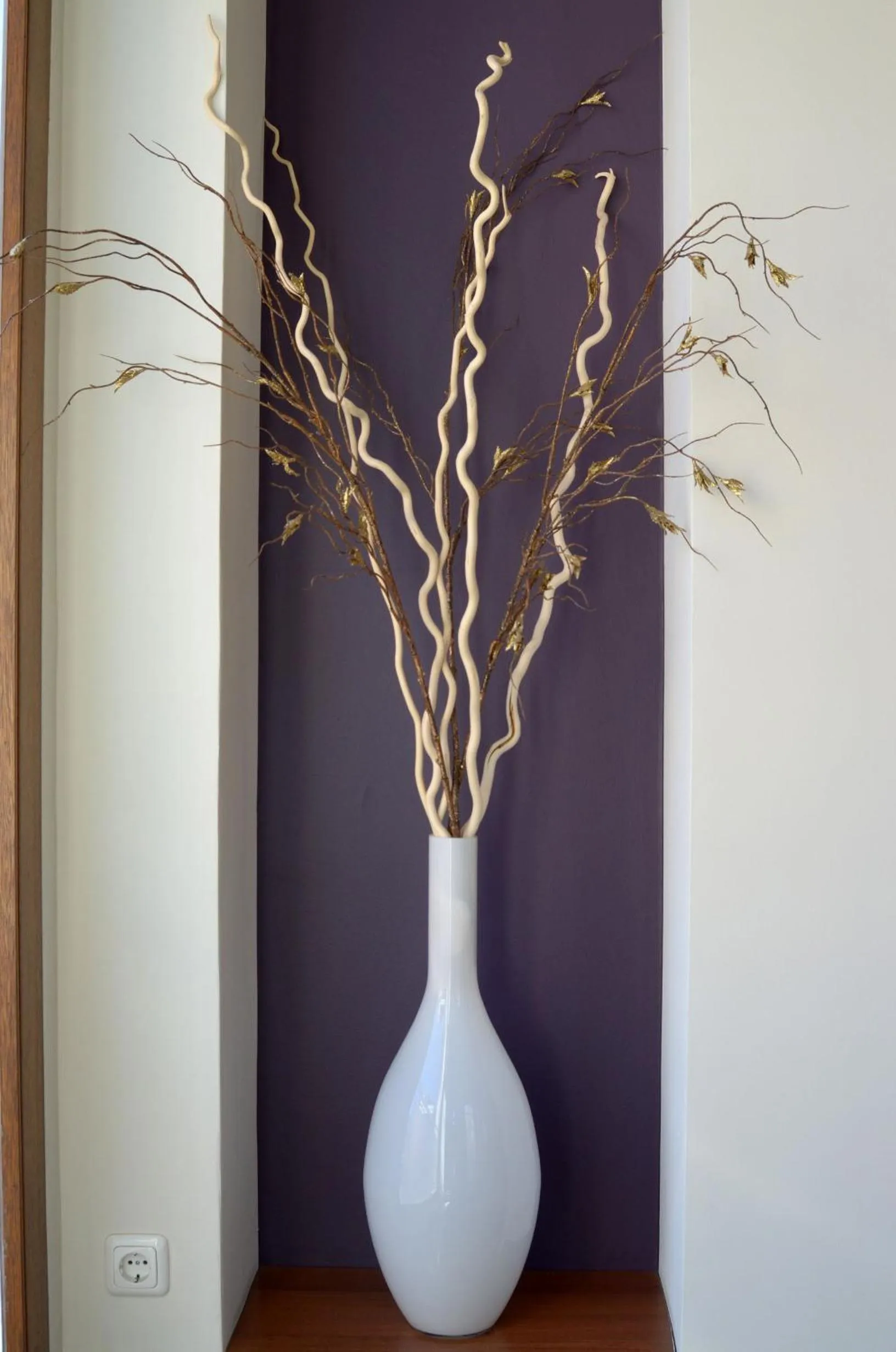 Decorative detail in Hotel & Apartments Fürstenhof am Bauhaus