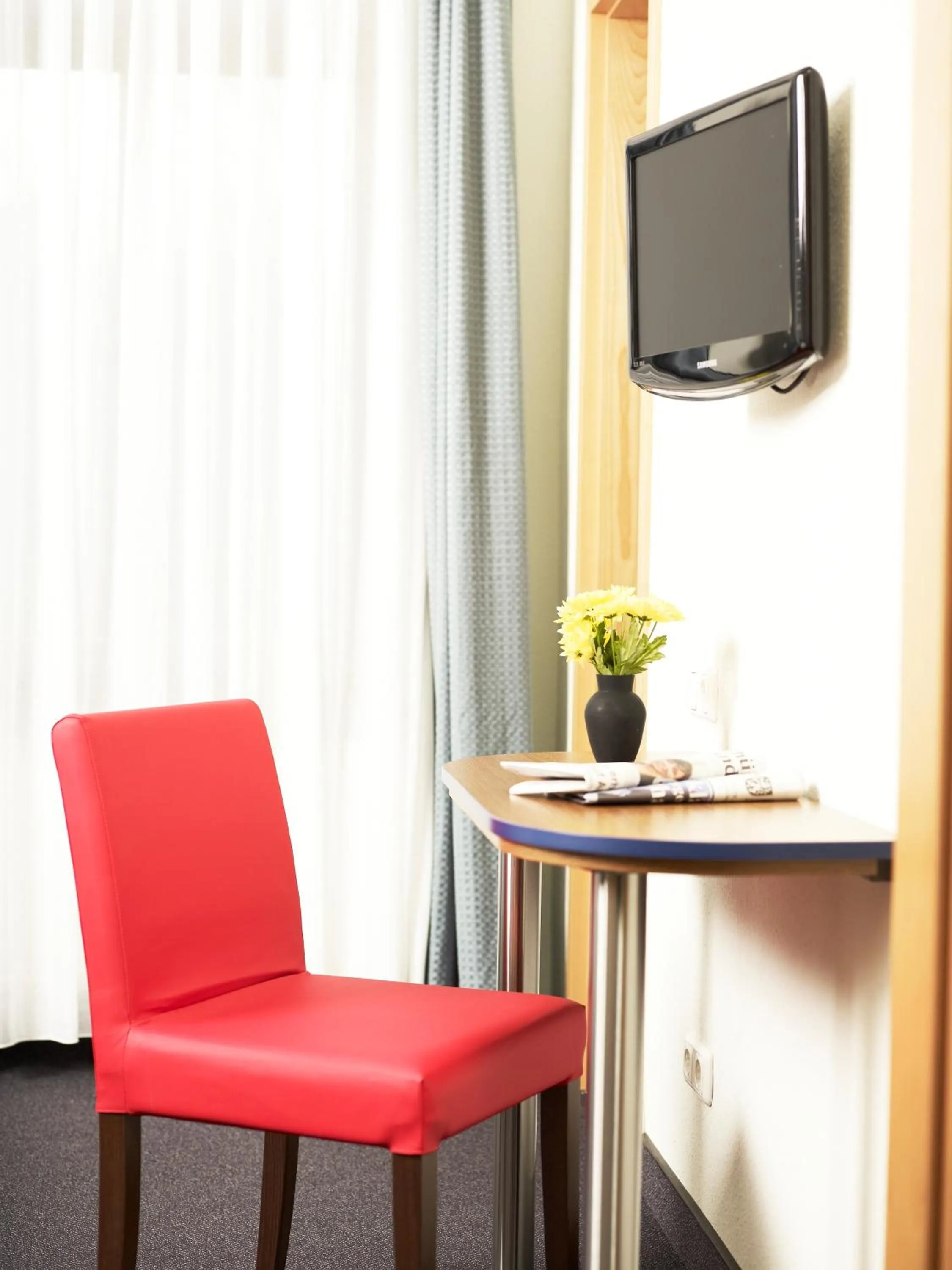 Decorative detail in Hotel & Apartments Fürstenhof am Bauhaus