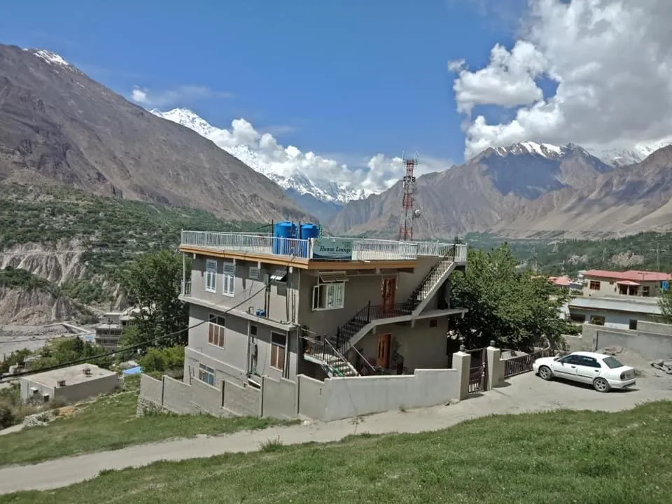 Hunza Lounge