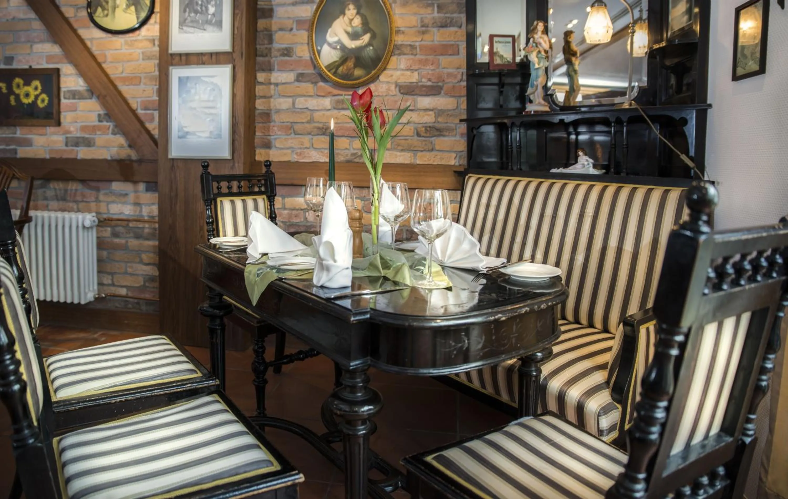 Restaurant/places to eat in Parkhotel Stadtallendorf