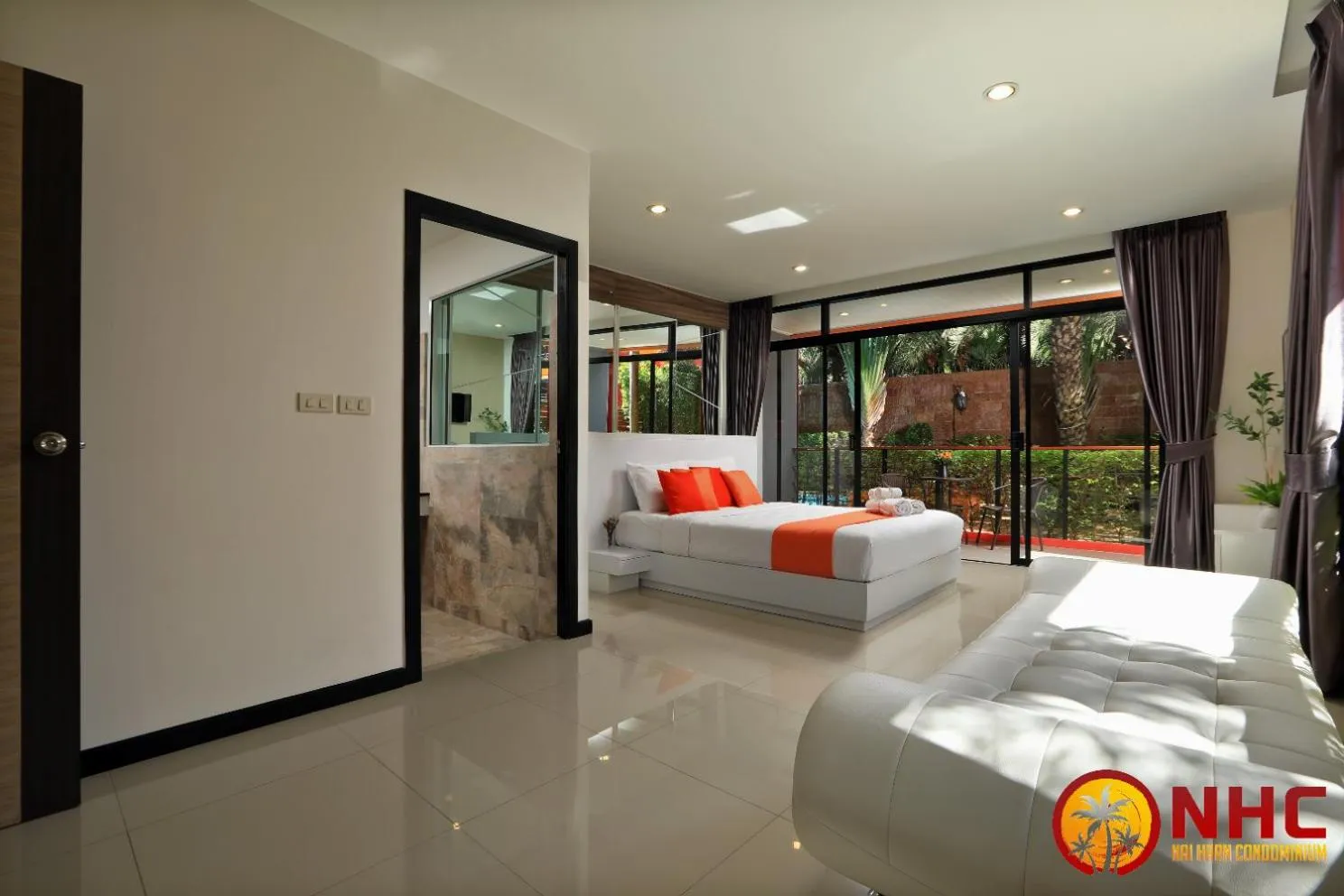 Photo of the whole room, Bed in Nai Harn Condominium