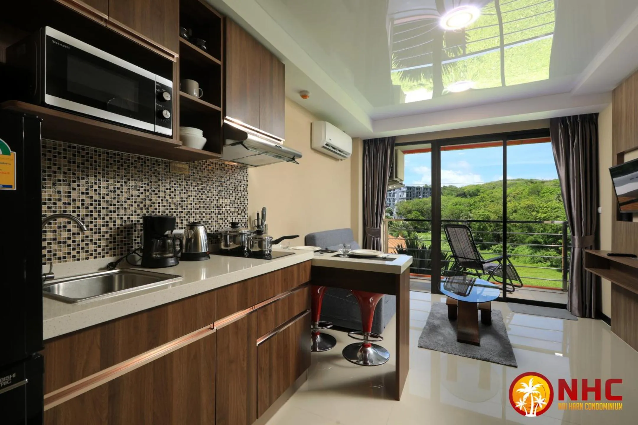 Kitchen or kitchenette in Nai Harn Condominium