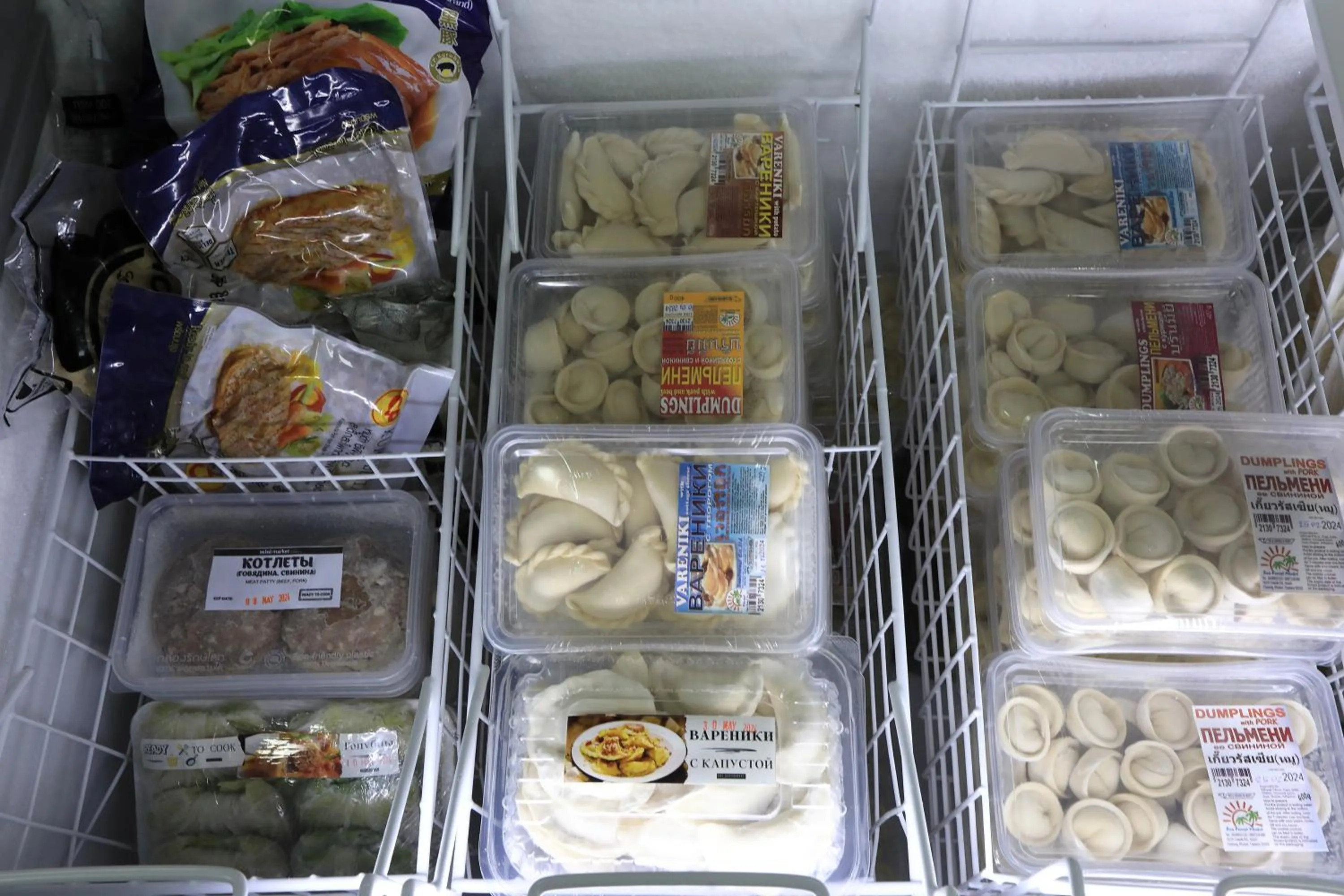 Food and drinks in Nai Harn Condominium