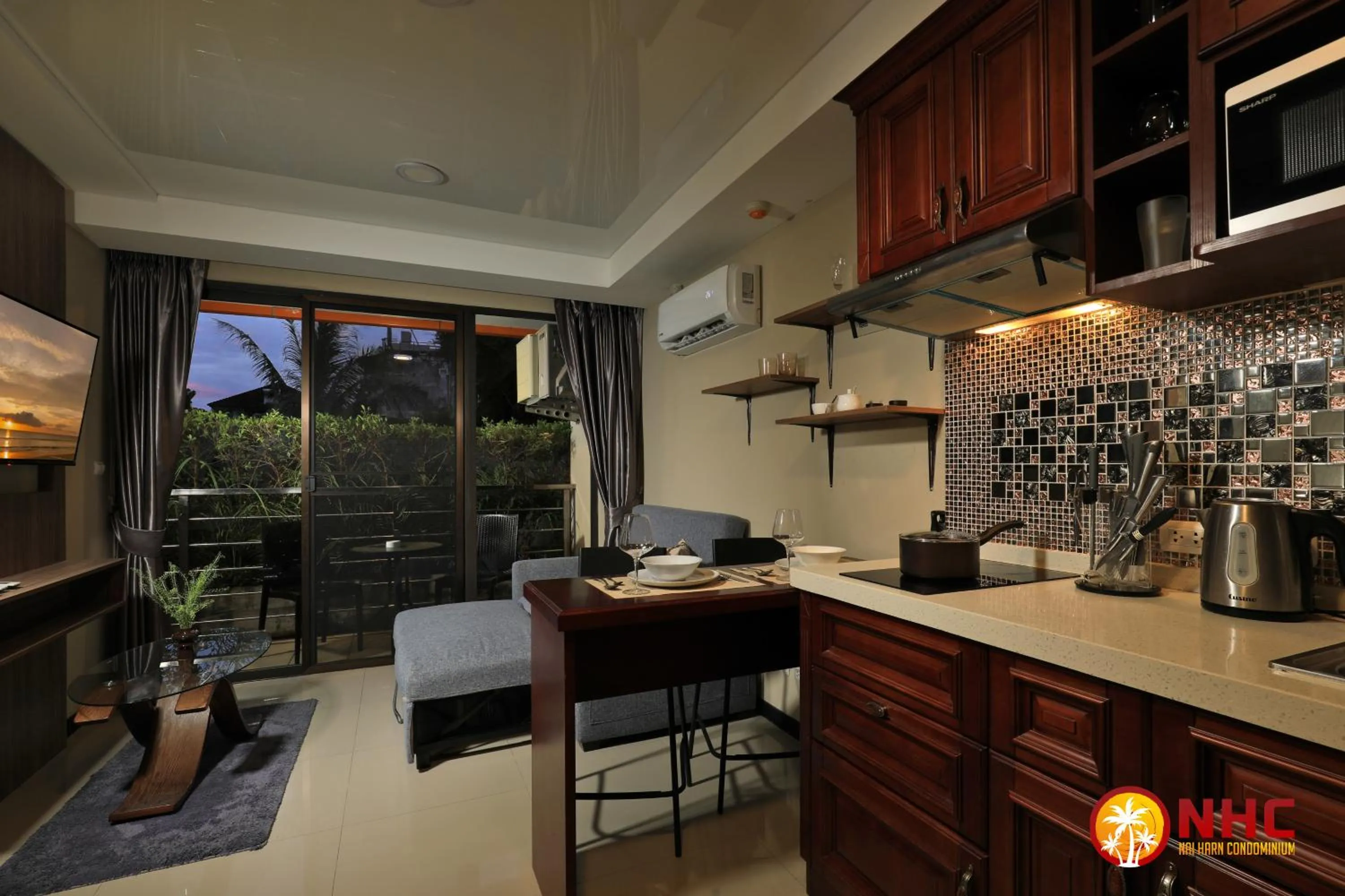 Coffee/tea facilities in Nai Harn Condominium