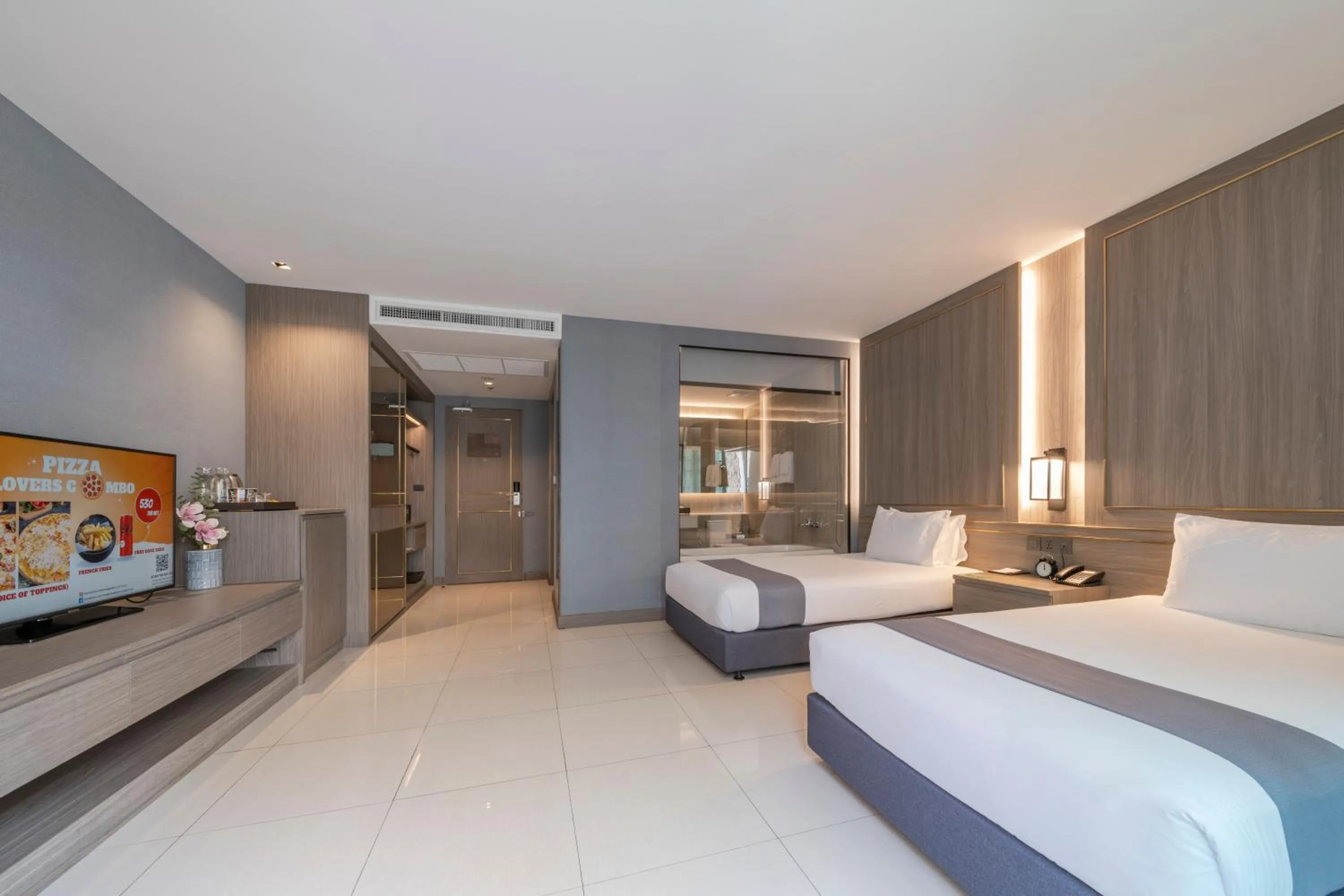 Bedroom, Bed in Mandarin Eastville, Pattaya - SHA Extra Plus