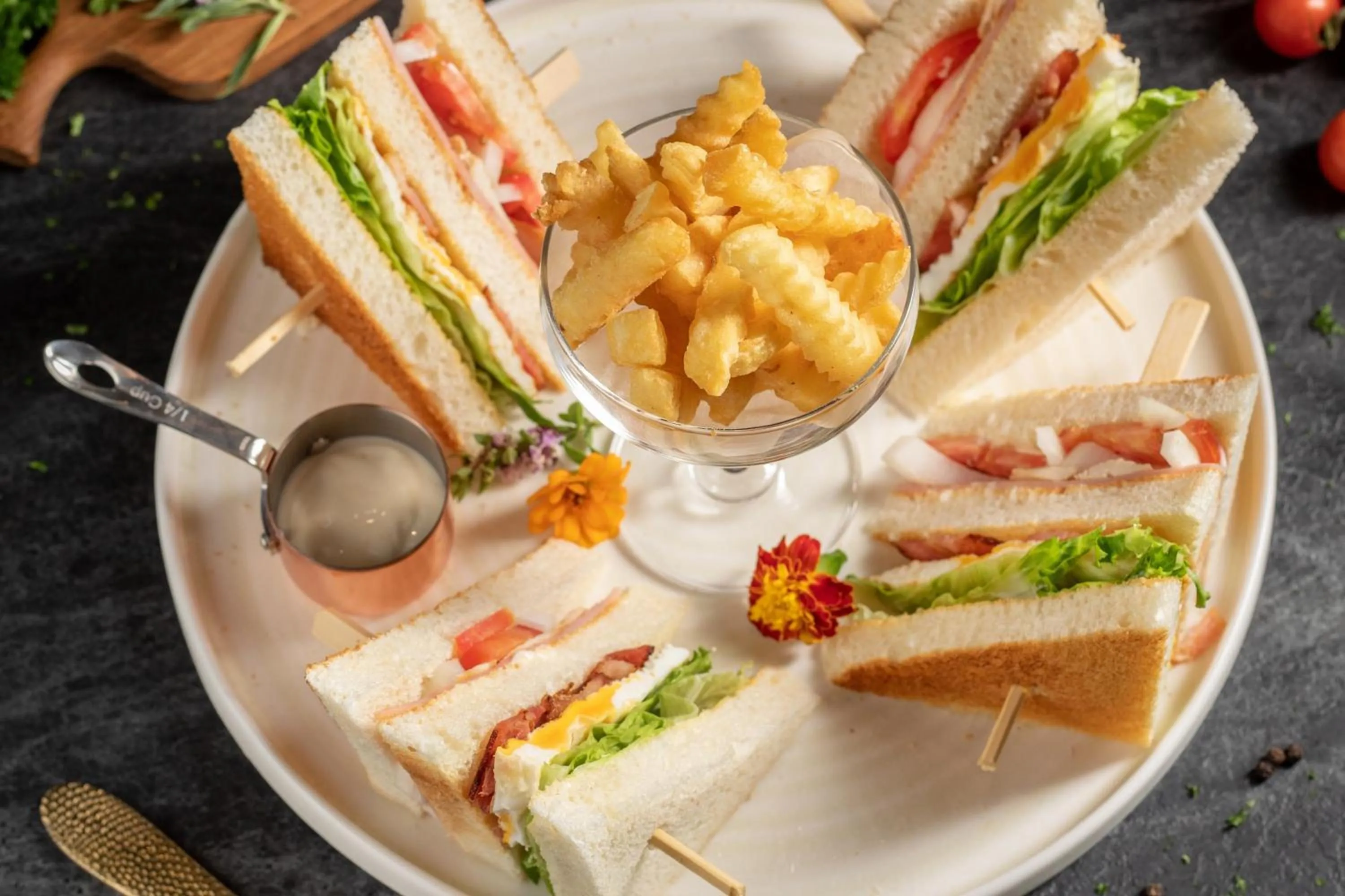 Restaurant/places to eat in Mandarin Eastville, Pattaya - SHA Extra Plus