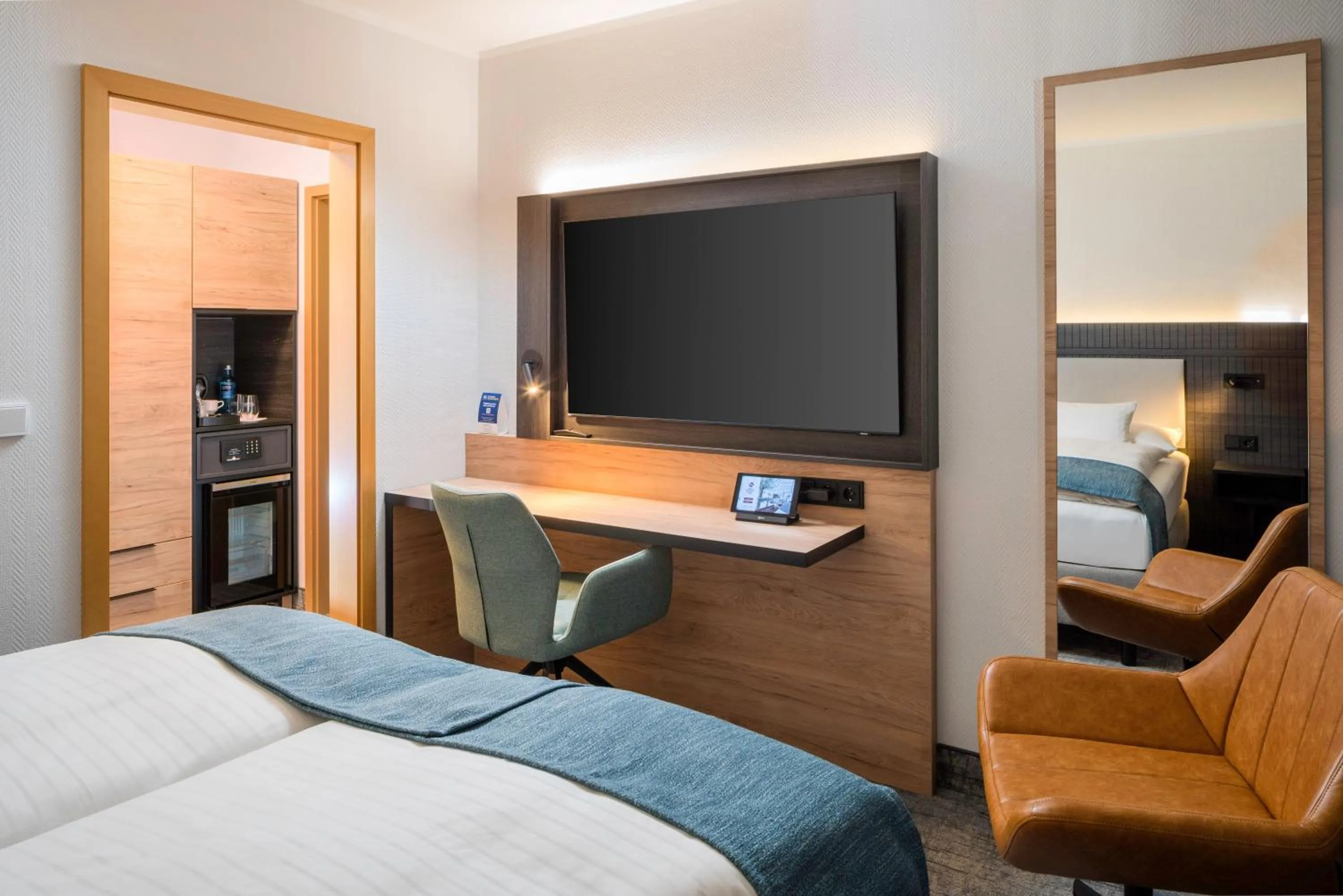 Photo of the whole room, Bed in Best Western Plus Hotel Fellbach-Stuttgart