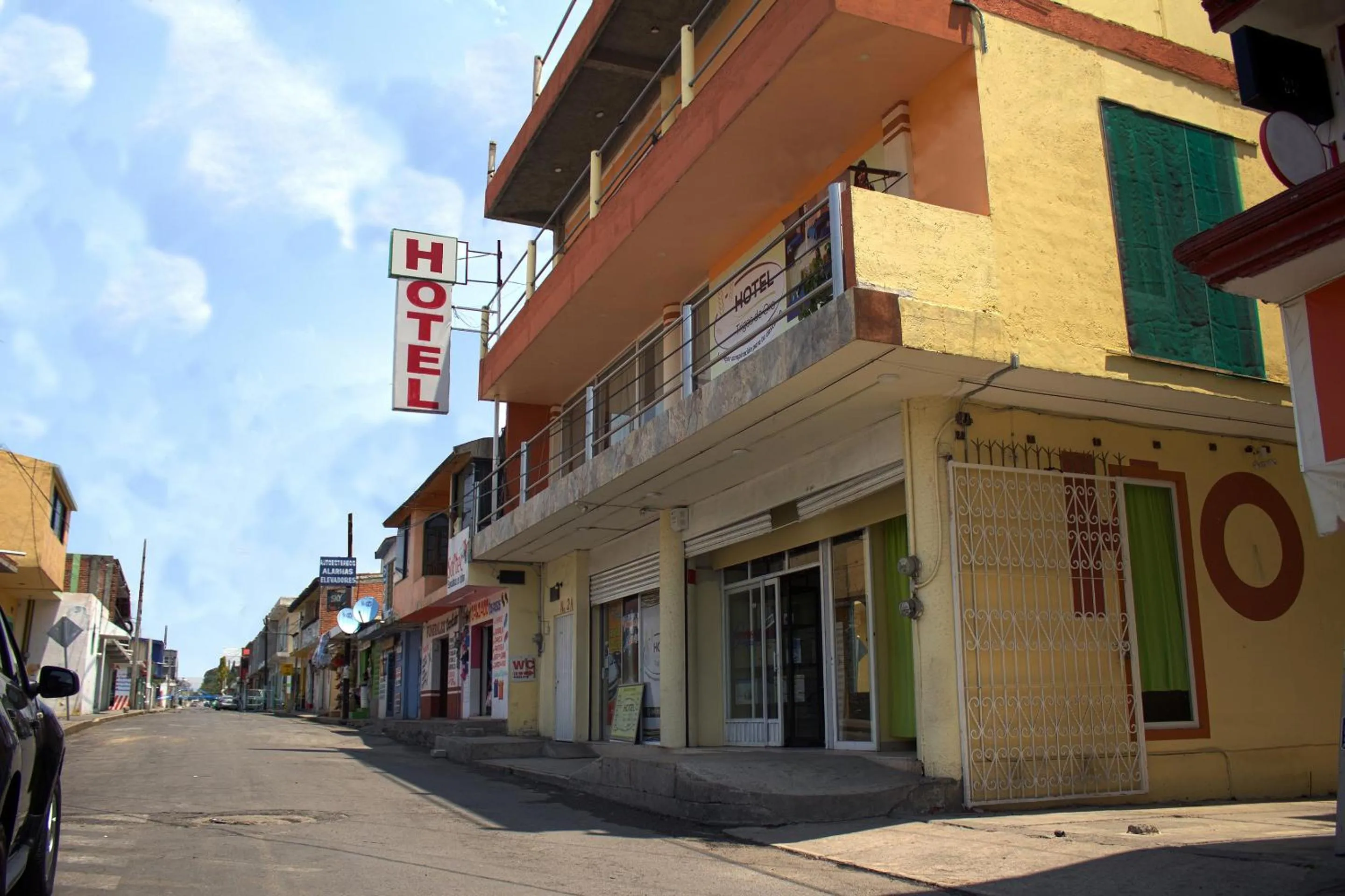 Facade/entrance in OYO Hotel Trigos De Oro,San Luis Teolocholco Park