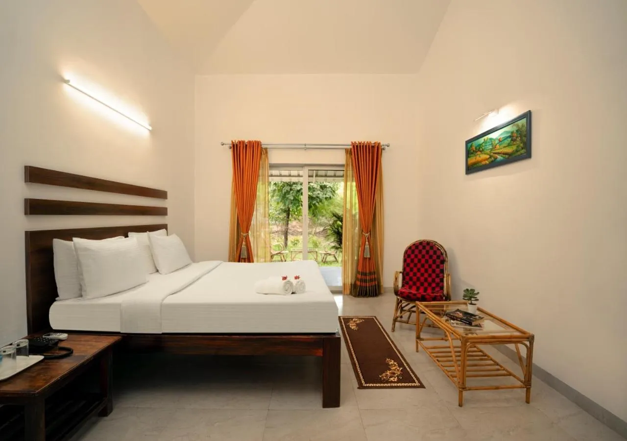 Bedroom, Bed in Whistling Woodzs Resort