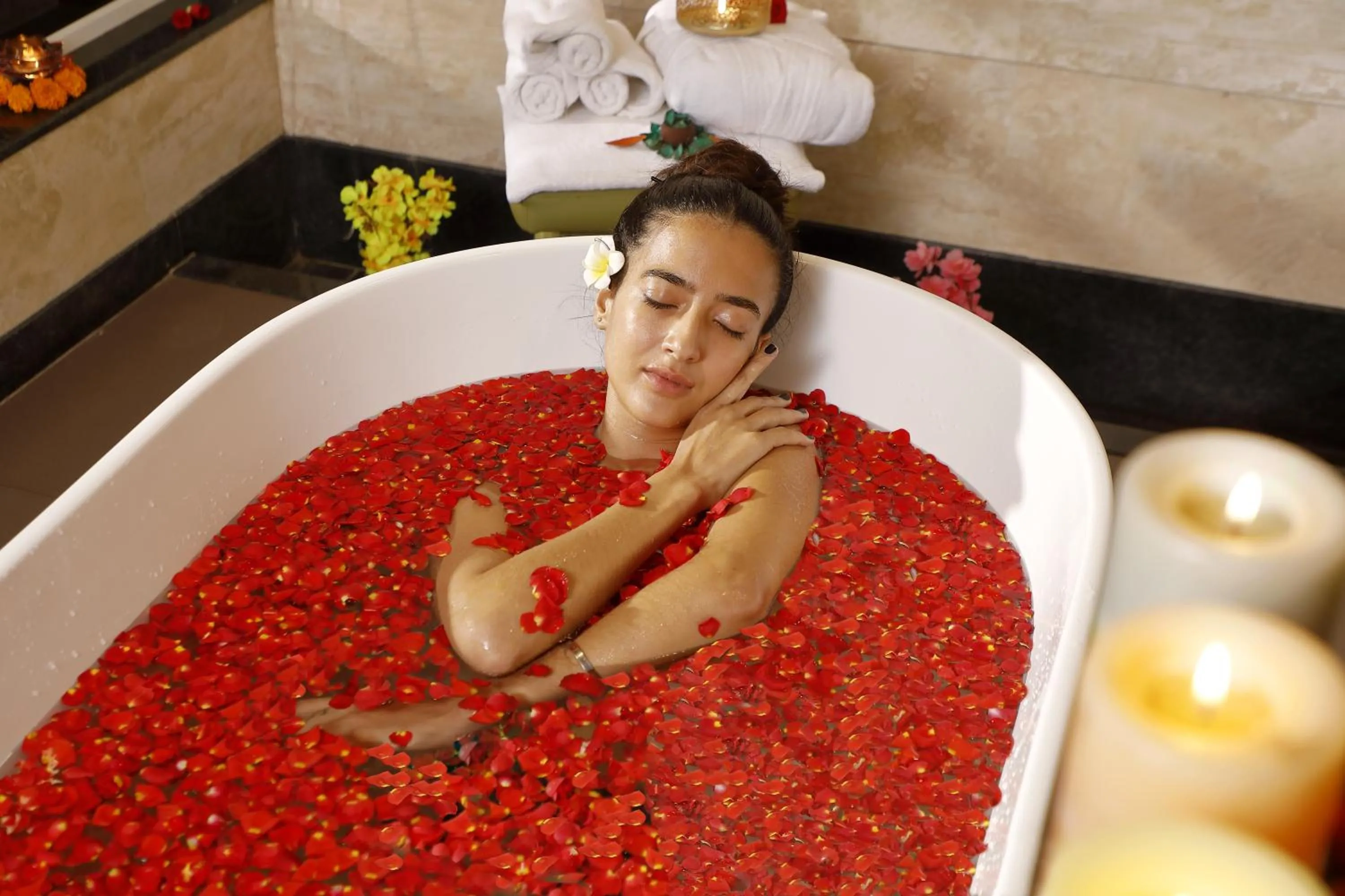 Hot Tub in Whistling Woodzs Resort