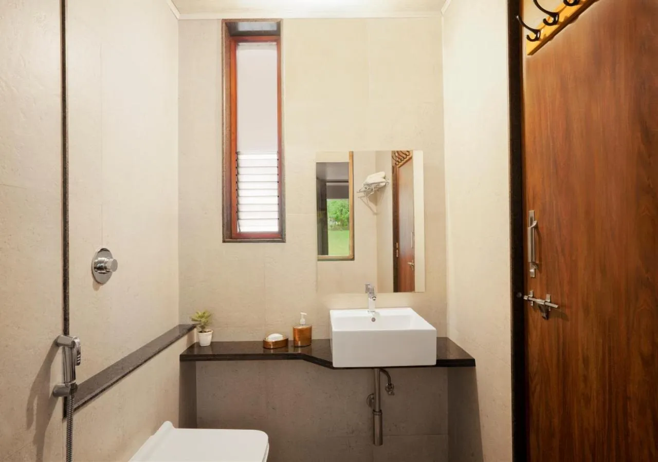 Toilet in Whistling Woodzs Resort