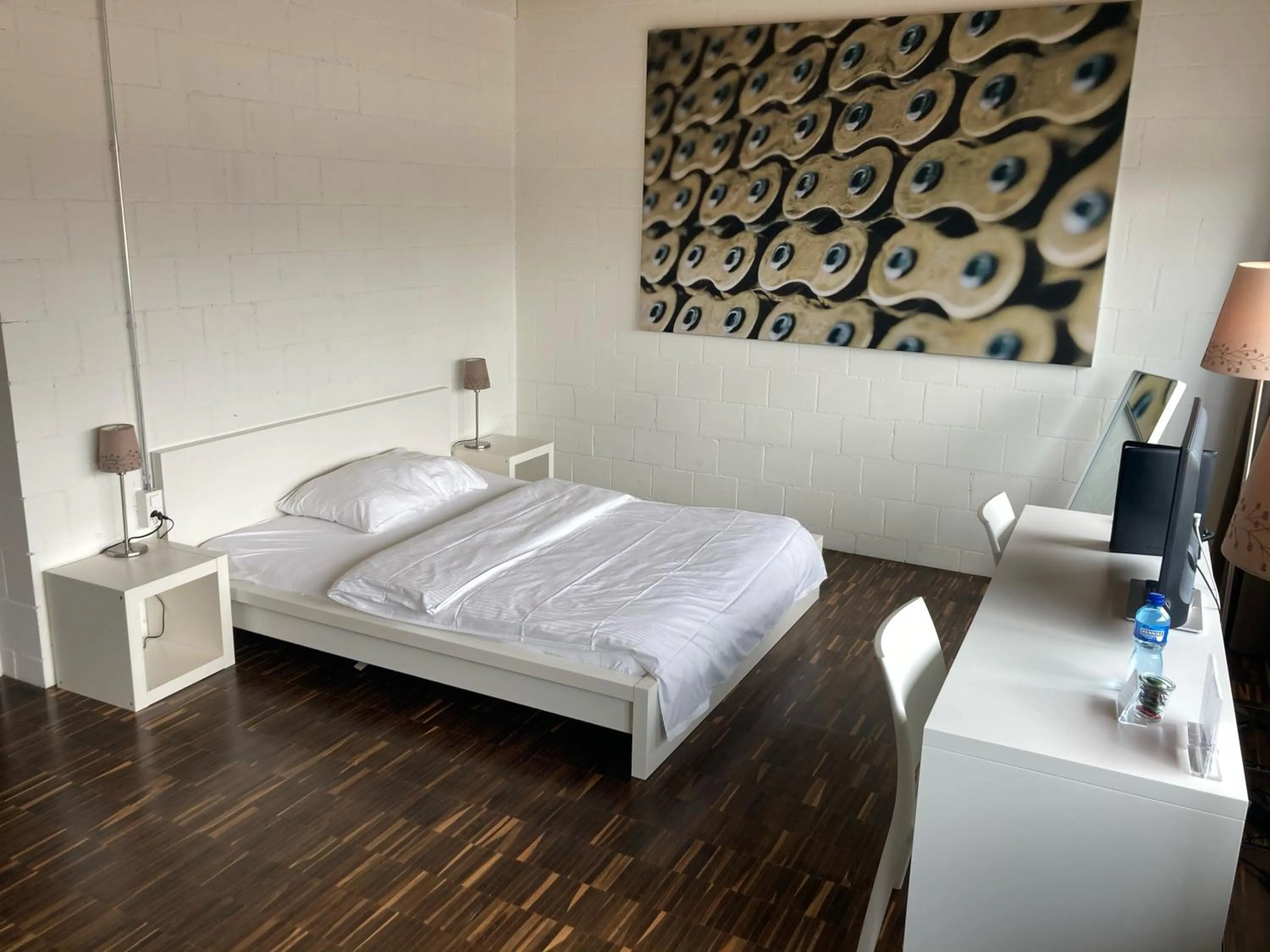 Bedroom, Bed in Hotel Velodrome