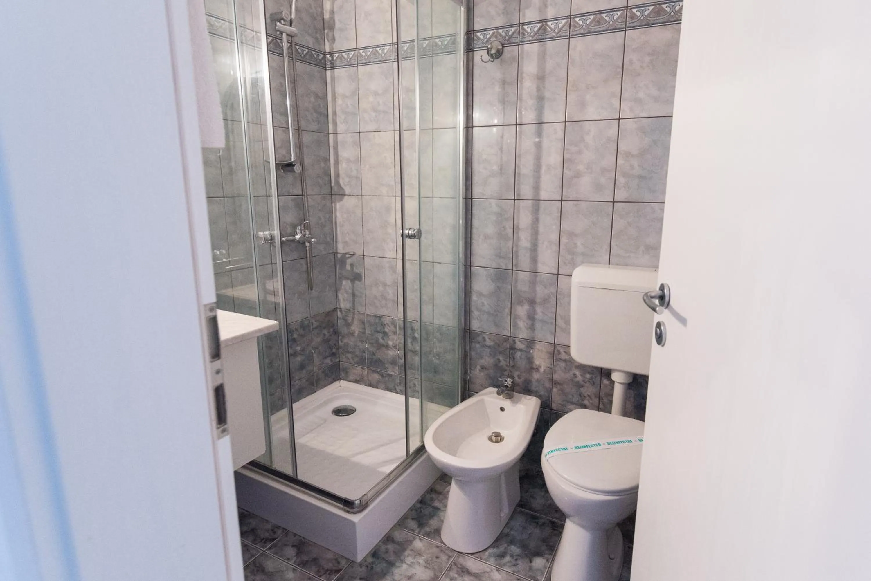 Shower in Casa La Fayette