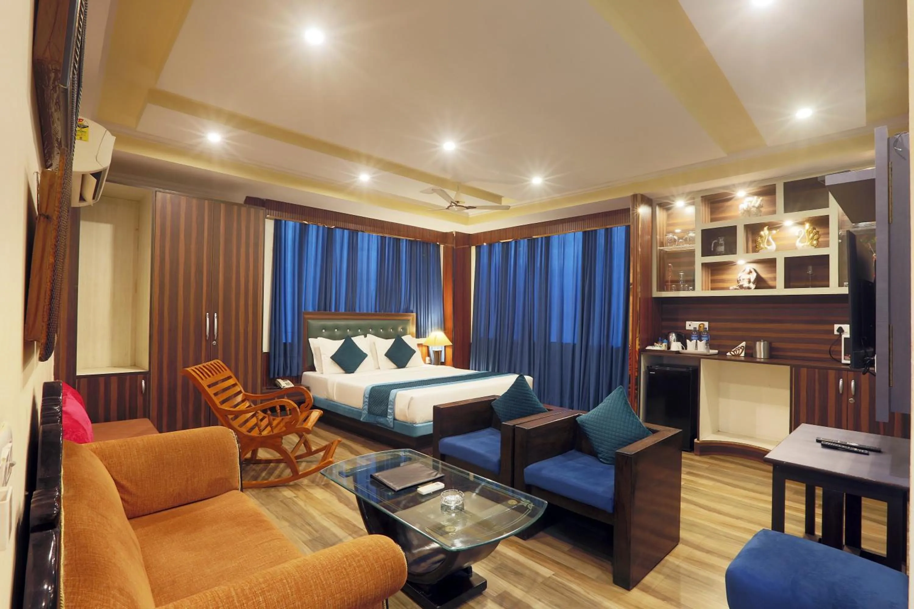Bedroom in Hotel Castle Blue New Delhi Near IGI Airport