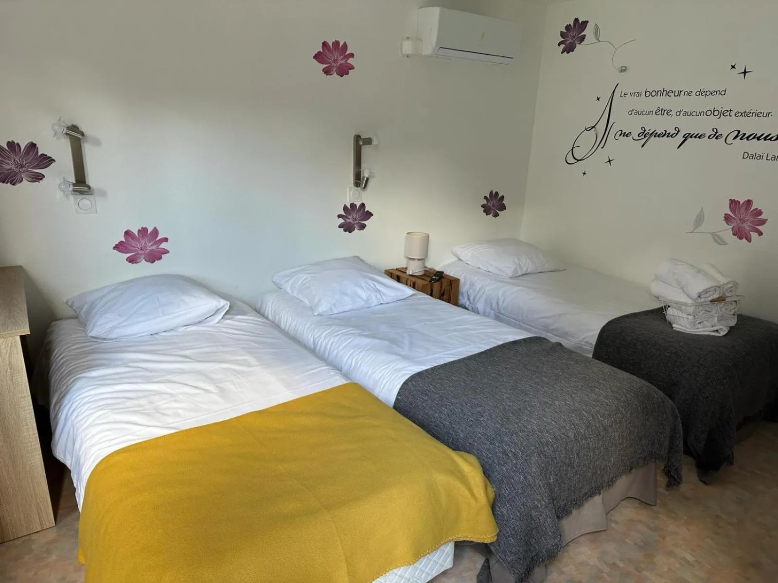 Bed in Du côté de chez Sam