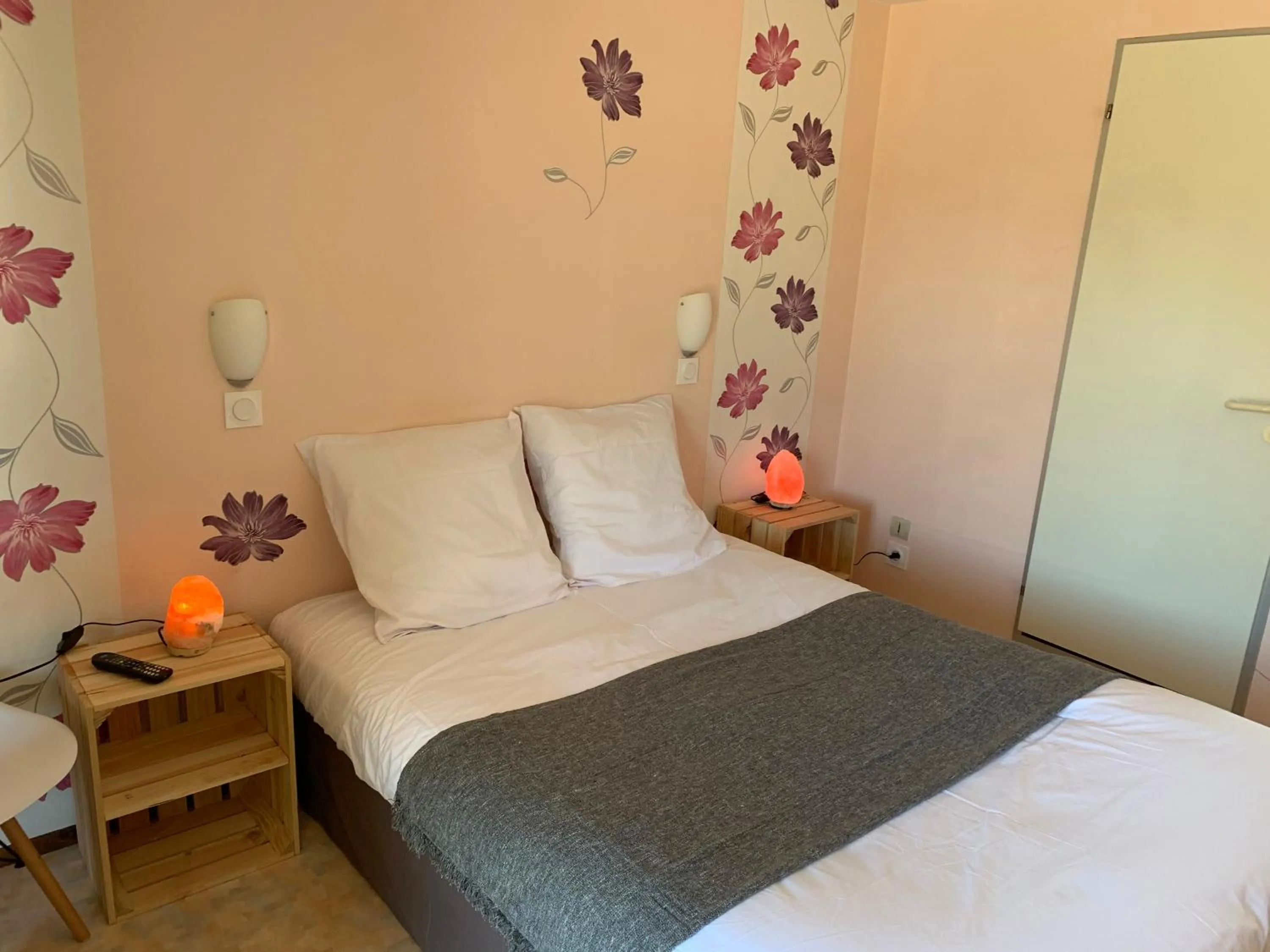 Bed in Du côté de chez Sam