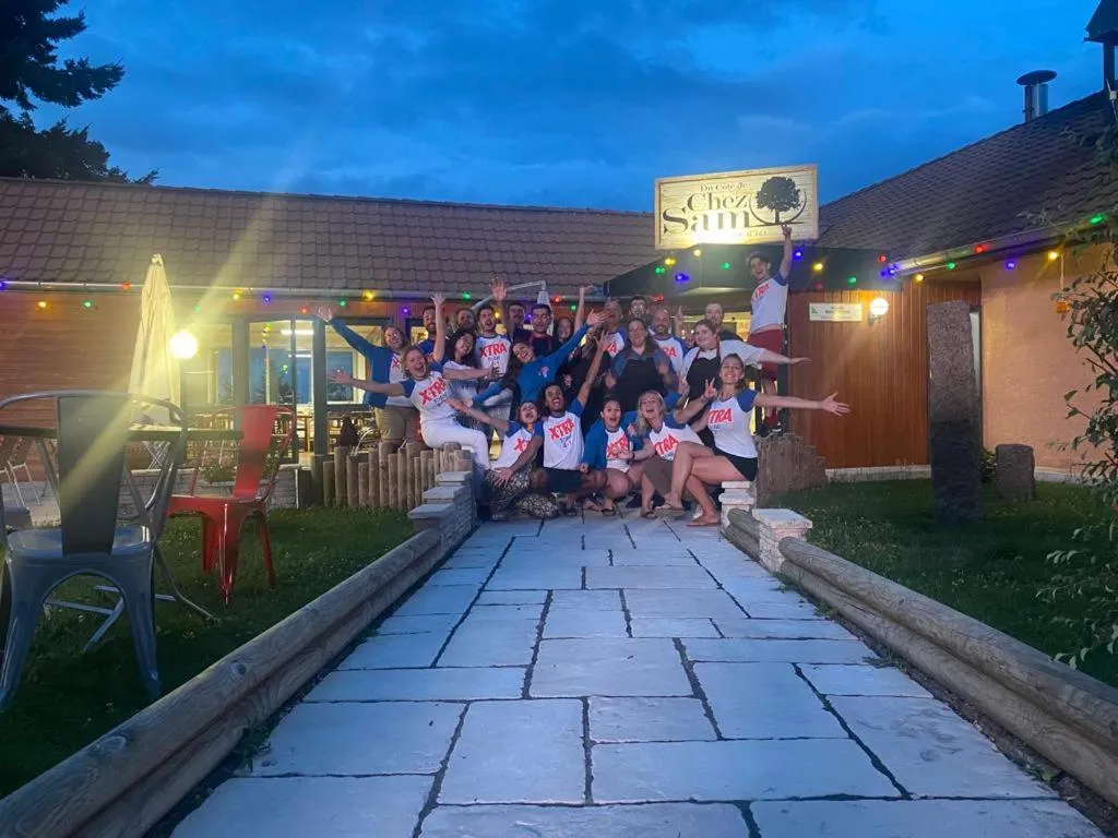 Property building in Du côté de chez Sam