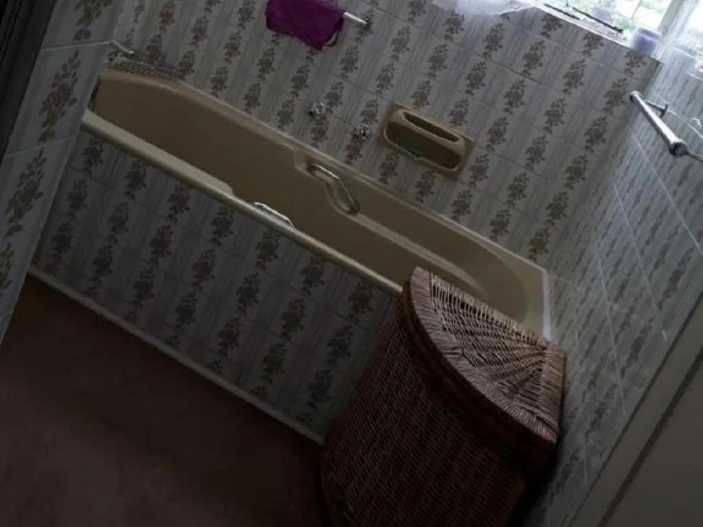 Bathroom in AANDRUS BNB