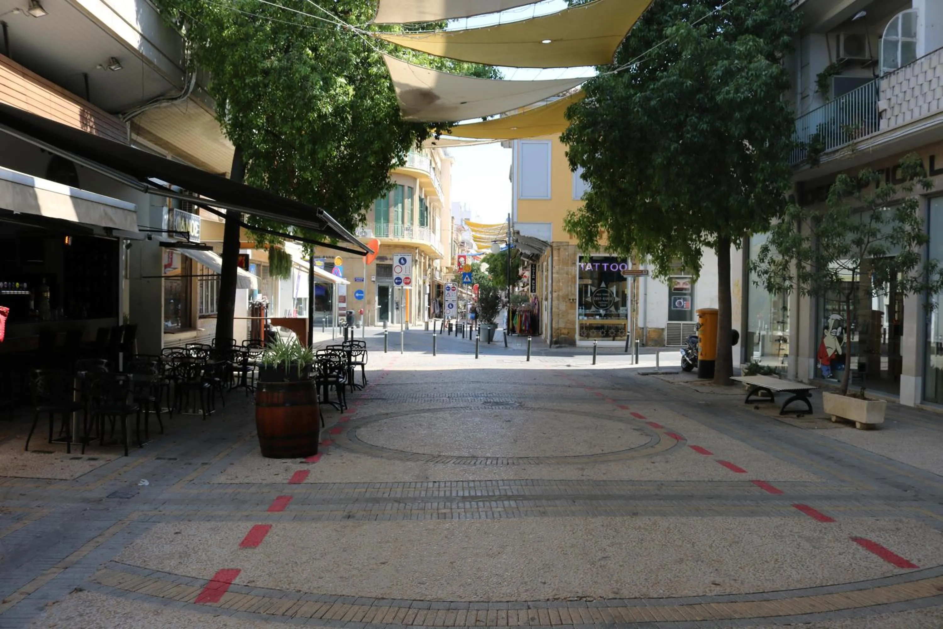 Neighbourhood in Costas Hostel Action 2