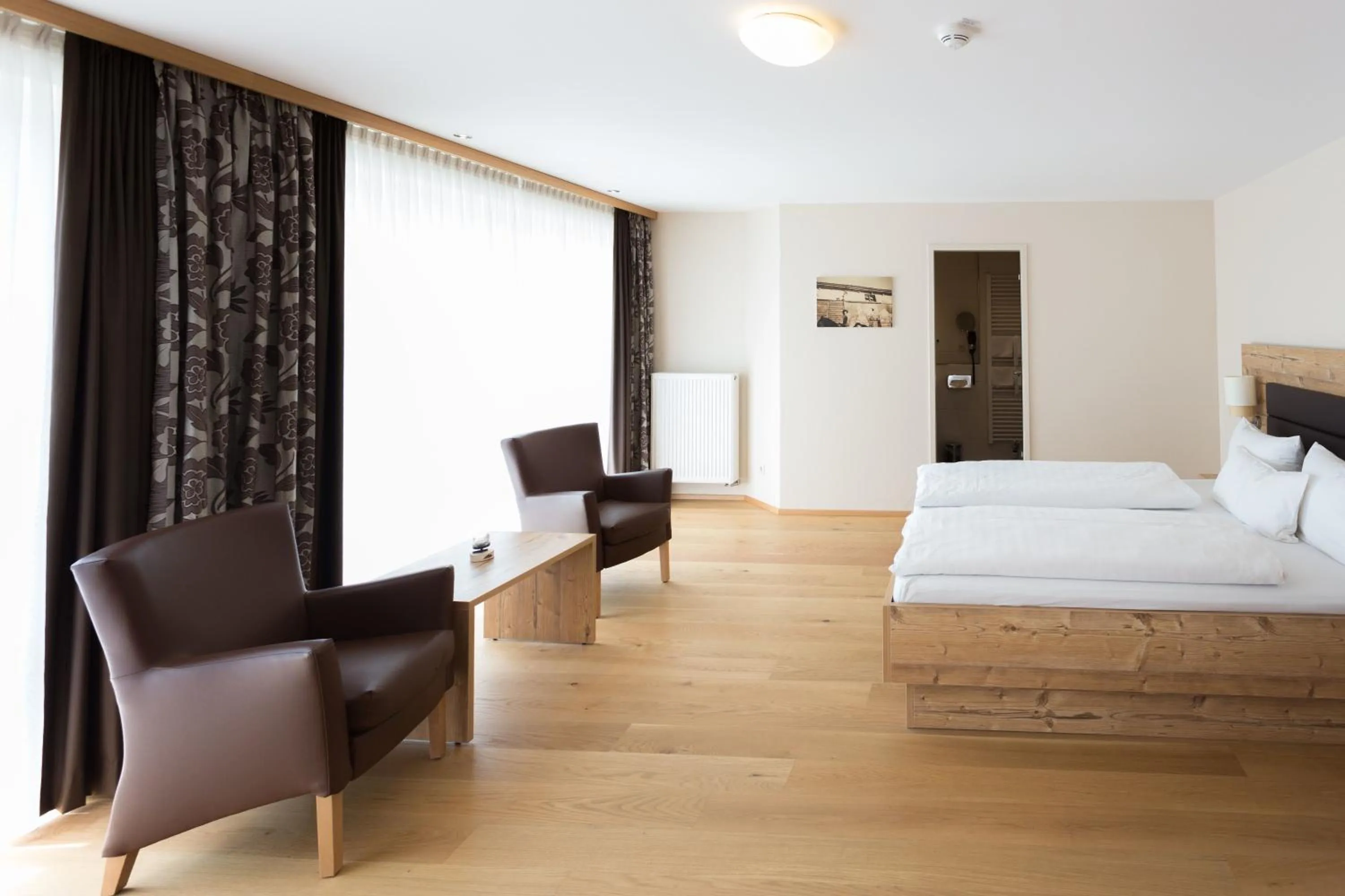 Day, Bed in Hotel Dirsch Wellness & Spa Resort