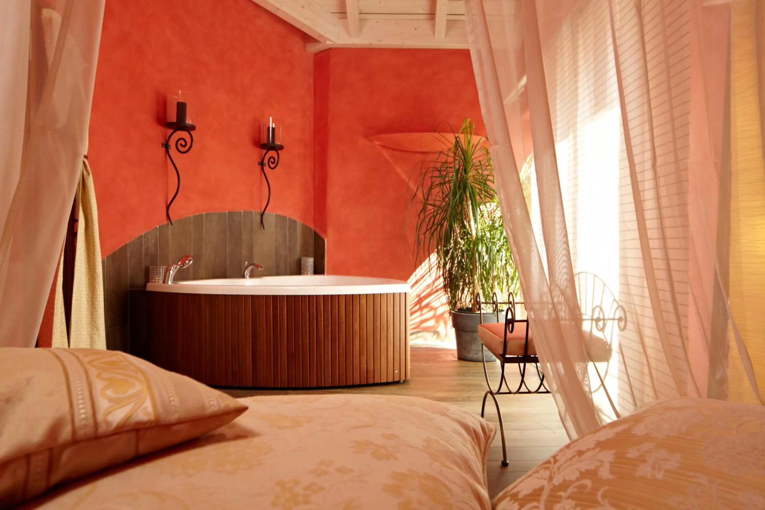 Spa and wellness centre/facilities, Bed in Hotel Dirsch Wellness & Spa Resort