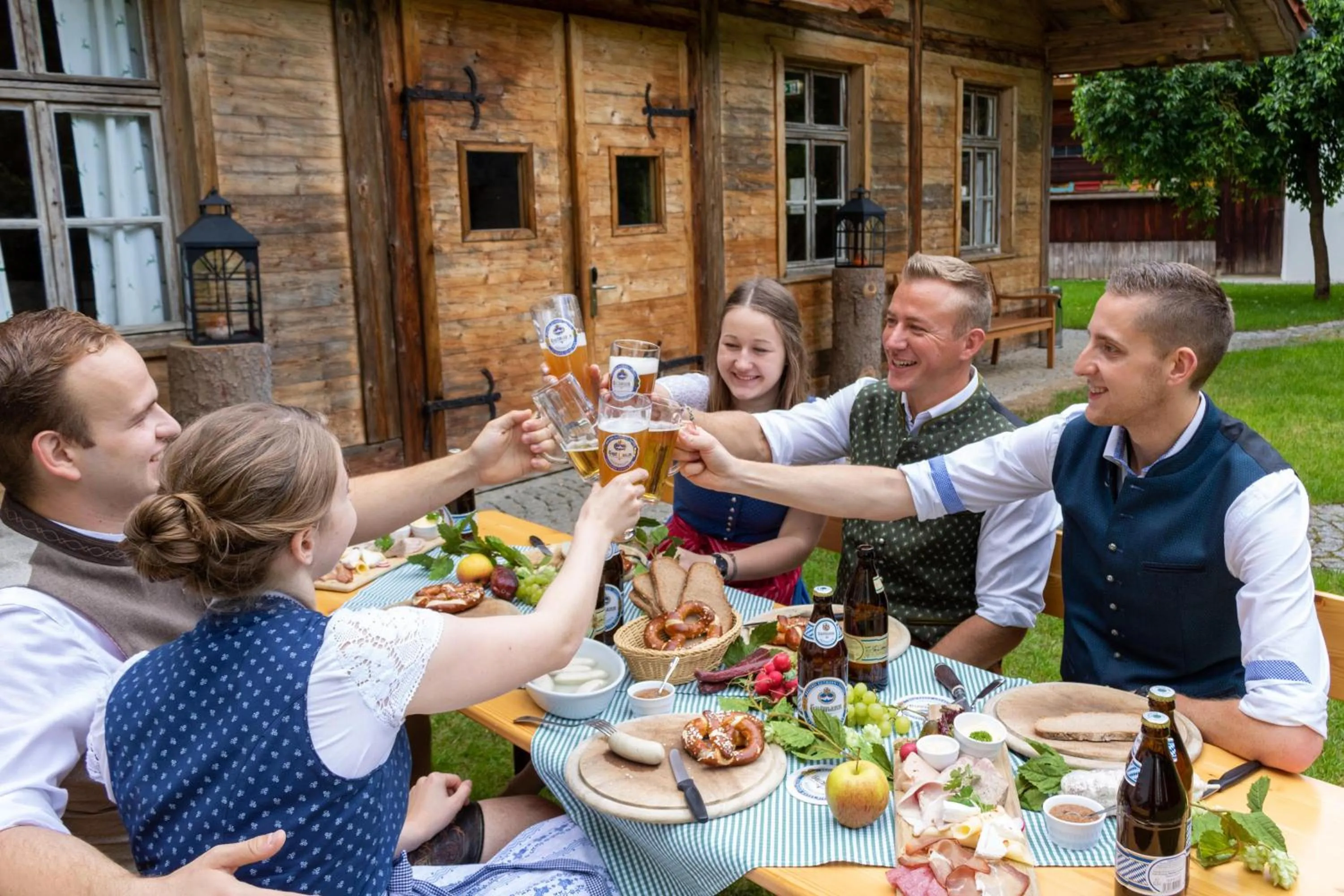 Restaurant/places to eat in Hotel Dirsch Wellness & Spa Resort