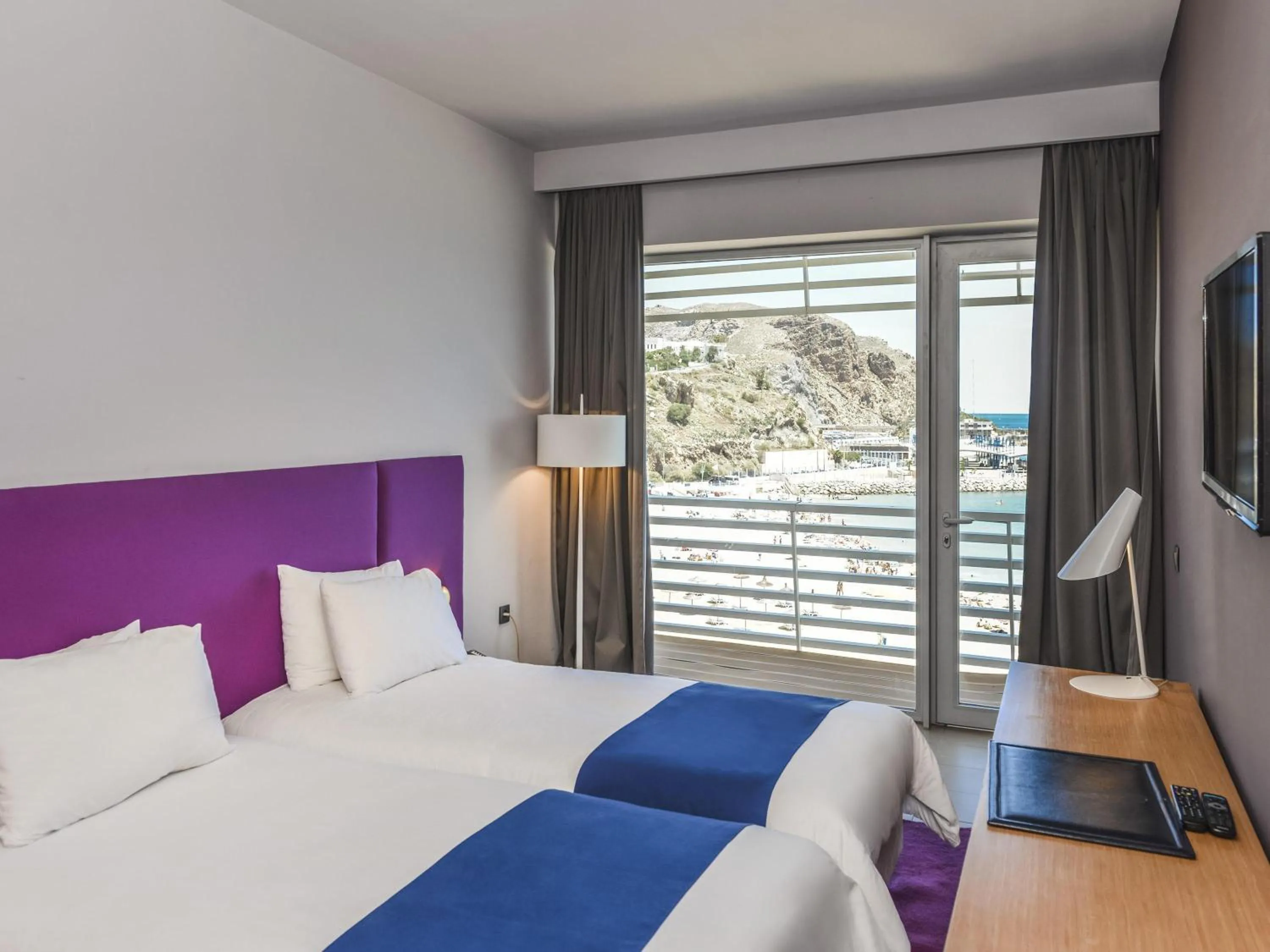 Bedroom, Bed in Mercure Quemado Al-Hoceima Resort