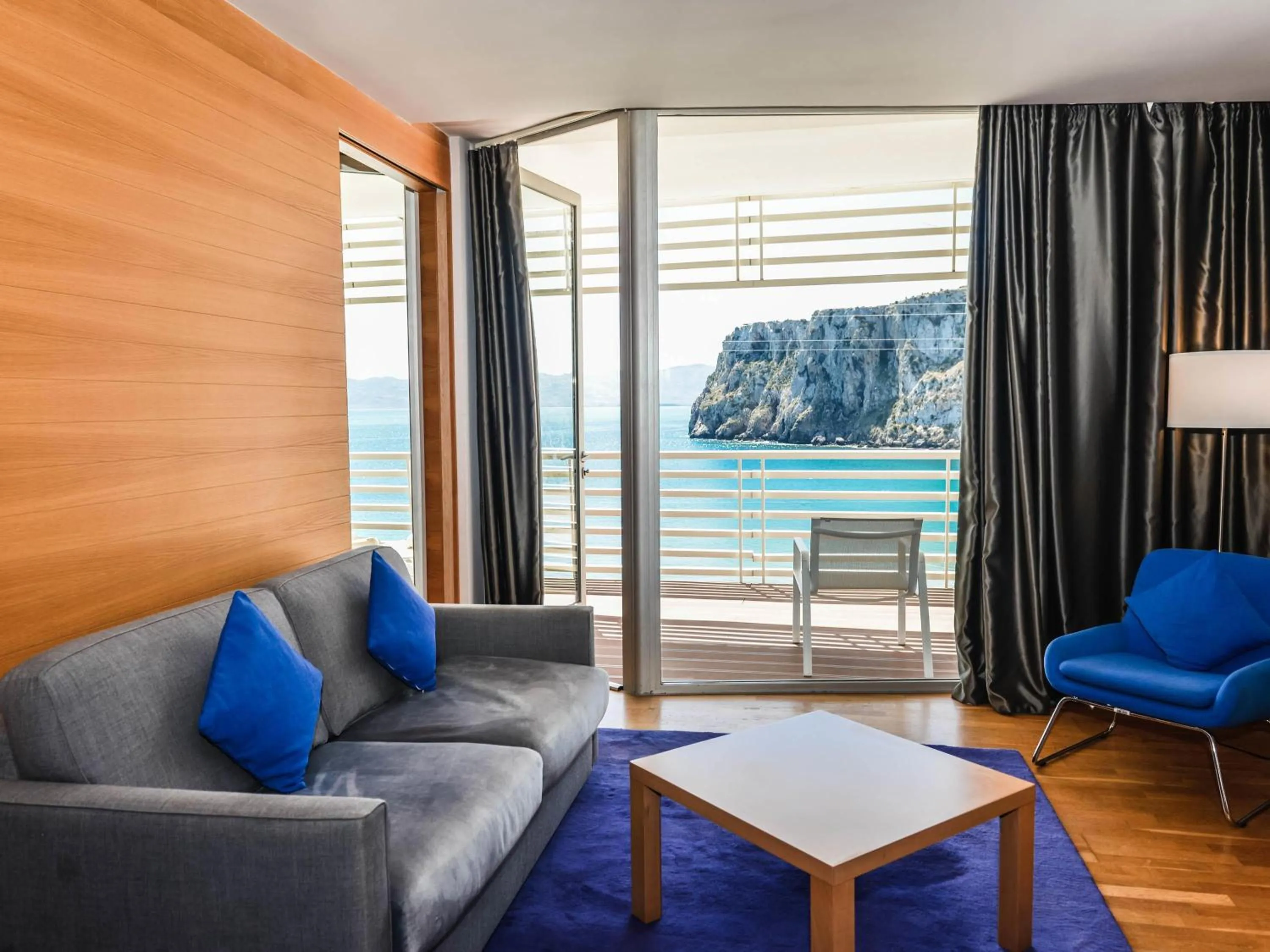 Bedroom in Mercure Quemado Al-Hoceima Resort