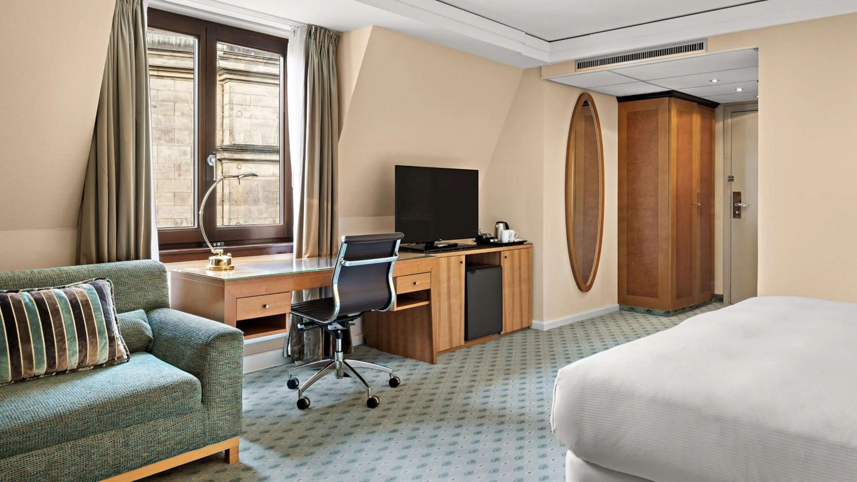 Bed in Hilton Dresden an der Frauenkirche