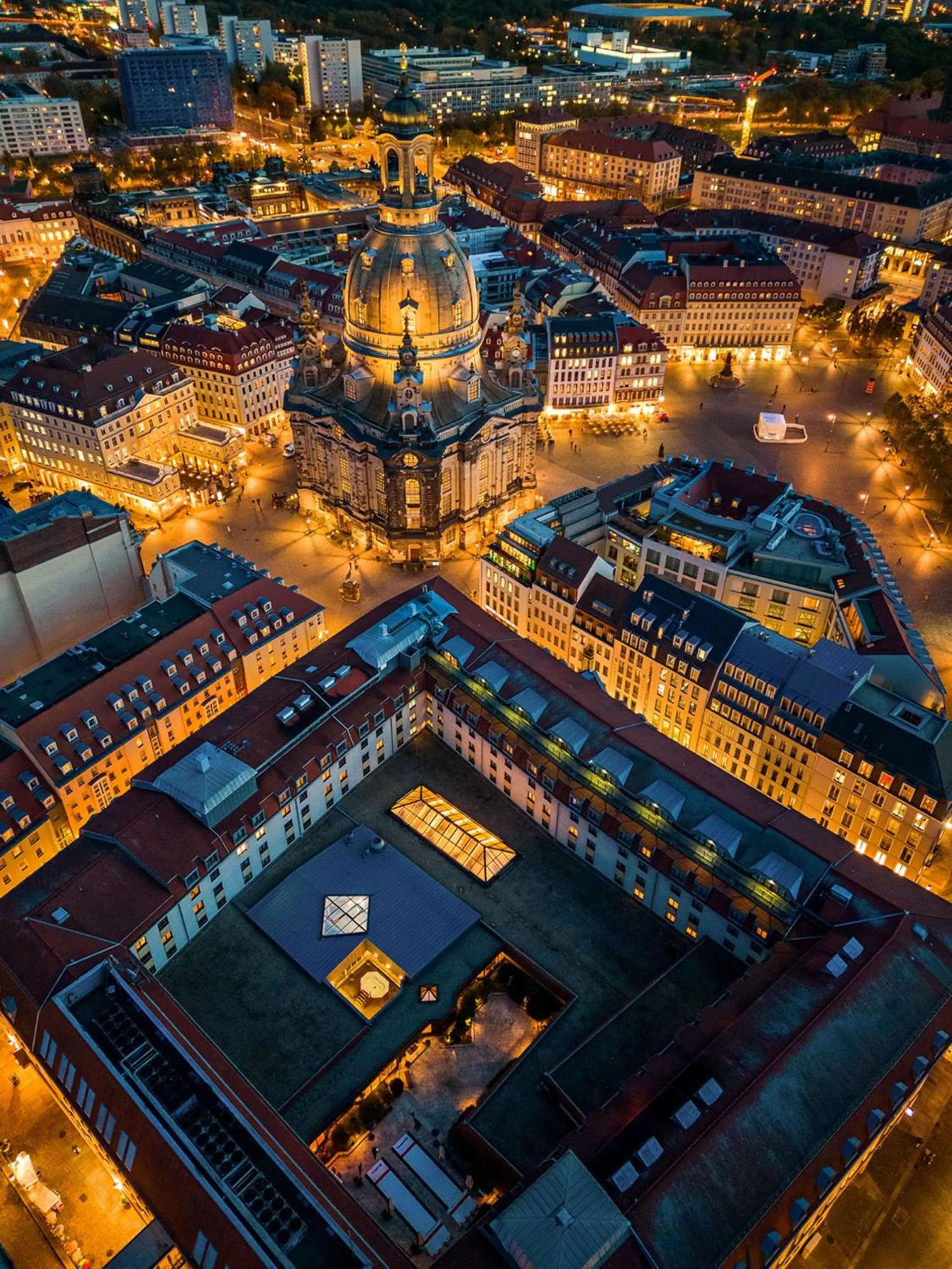 Property building in Hilton Dresden an der Frauenkirche