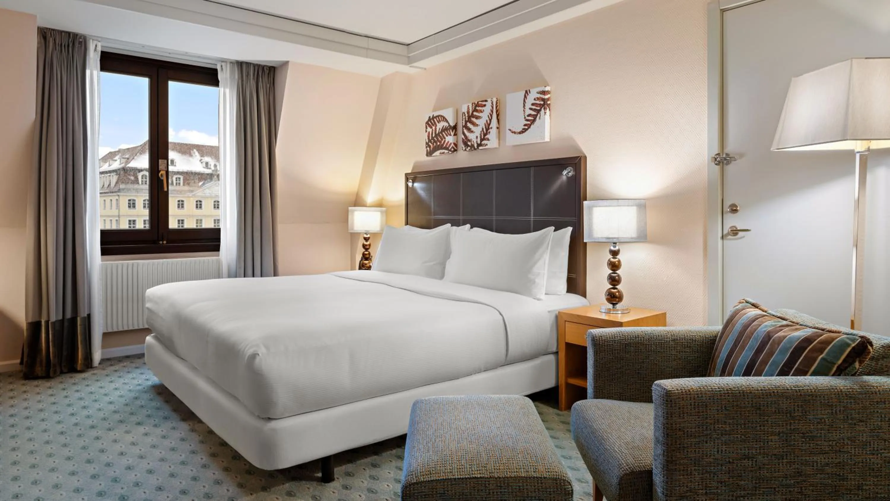 Bed in Hilton Dresden an der Frauenkirche