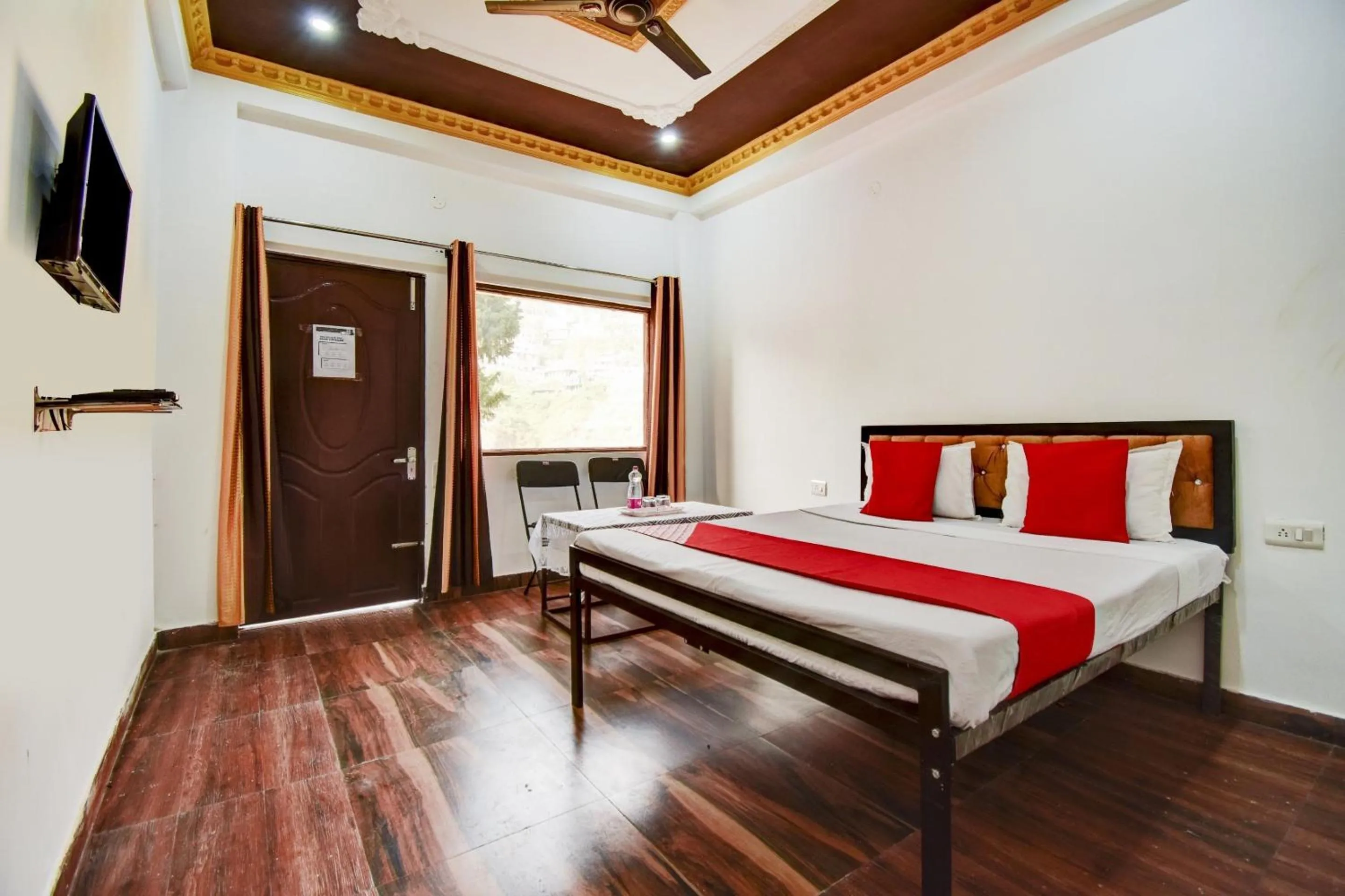 Bedroom, Bed in Hotel O by OYO Pine Tree