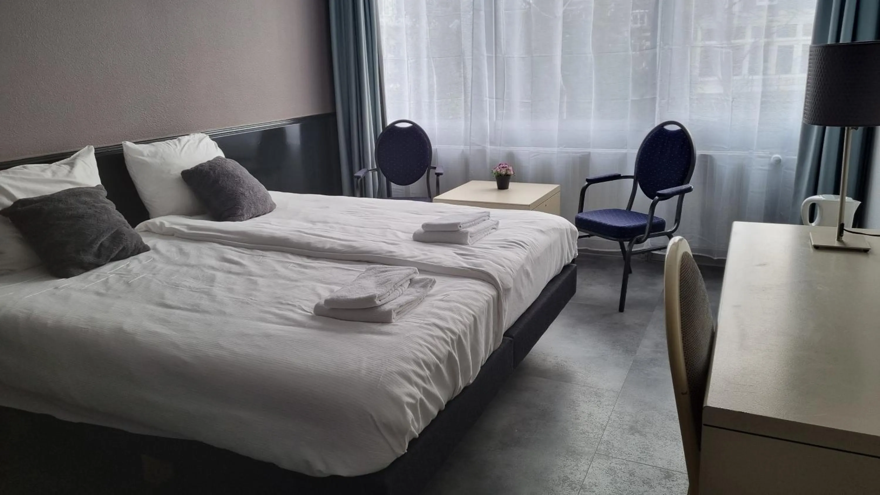 Photo of the whole room, Bed in City Hotel Winschoten