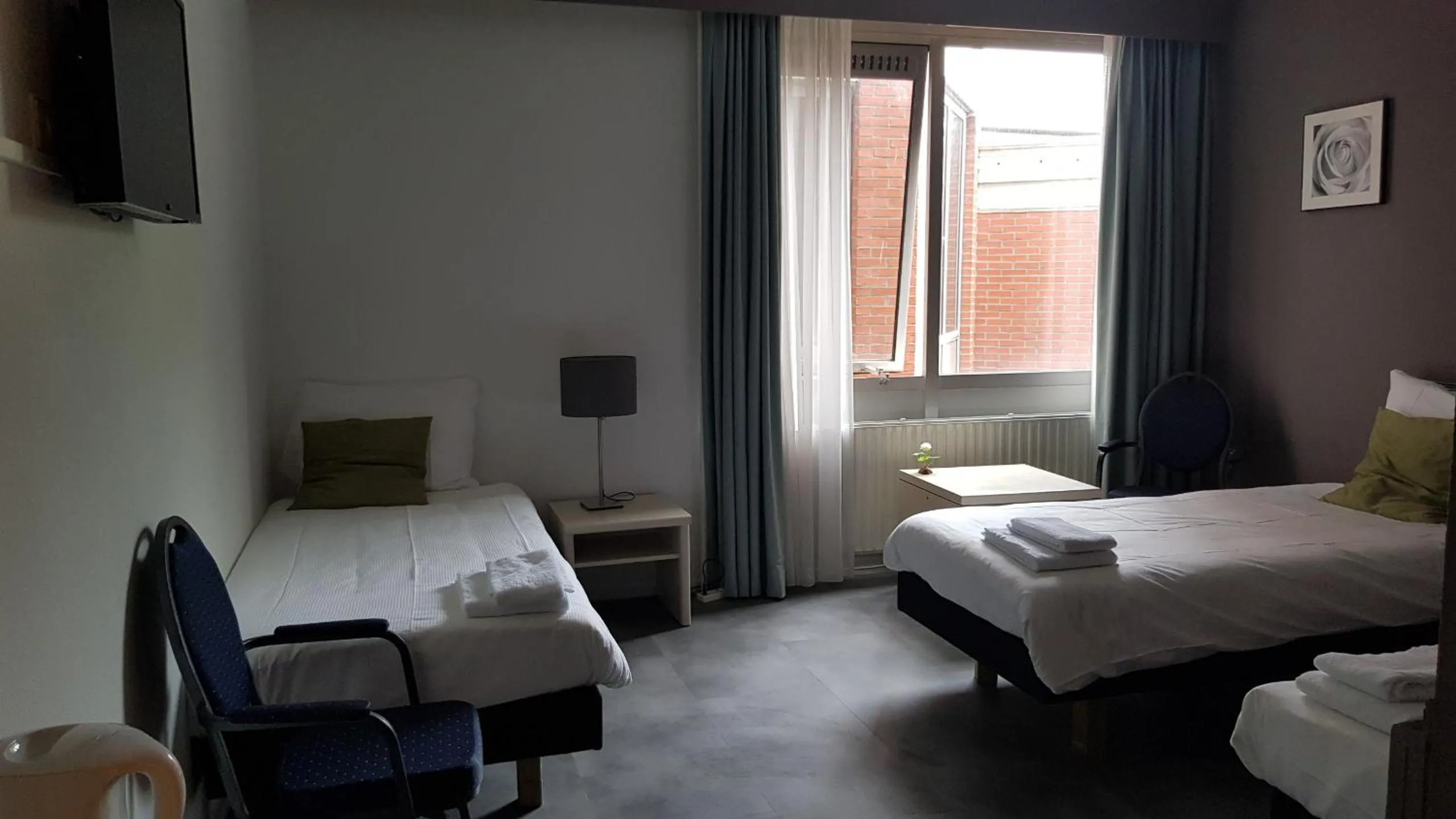 Bed in City Hotel Winschoten