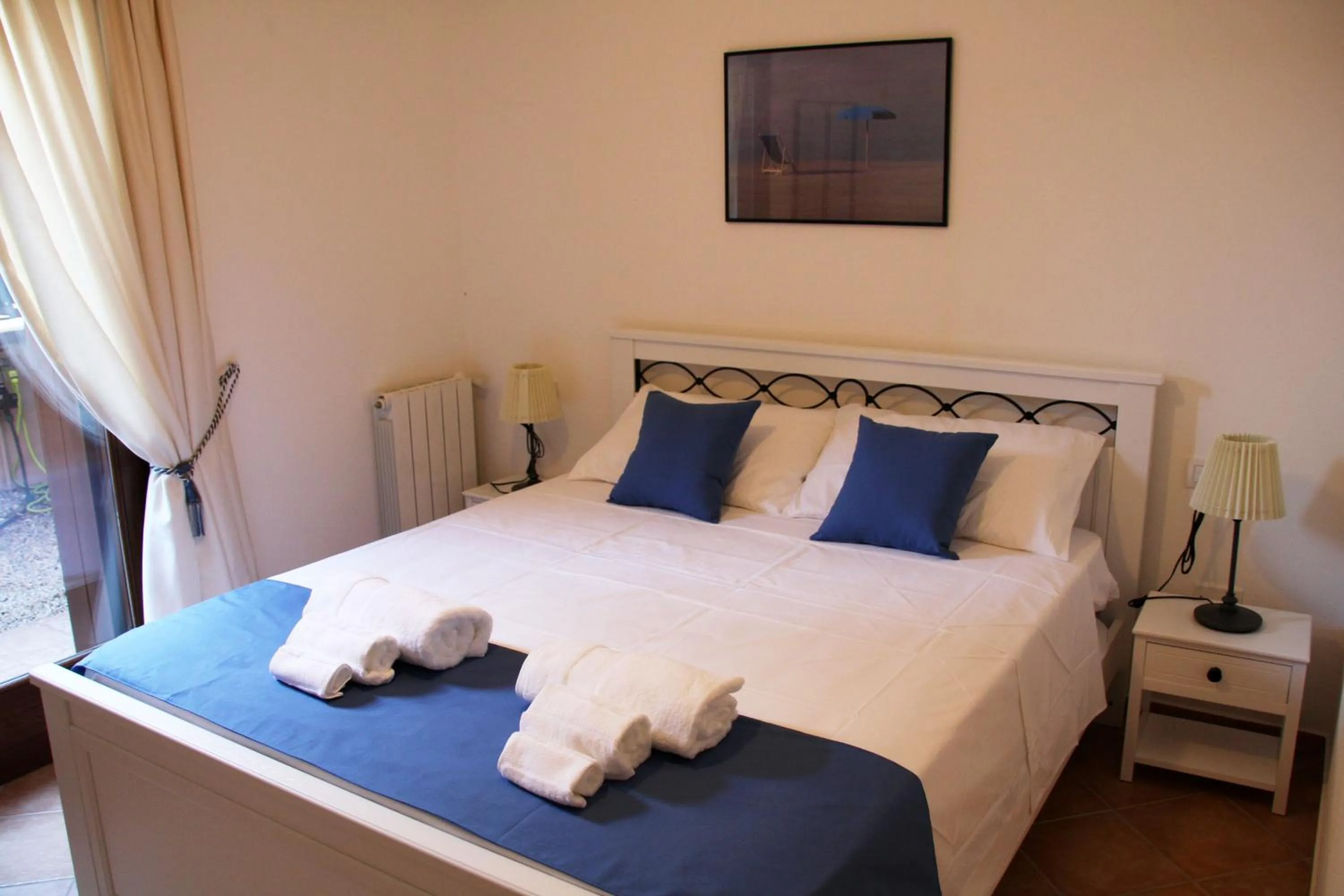 Bed in L'Alloggio-Not just rooms