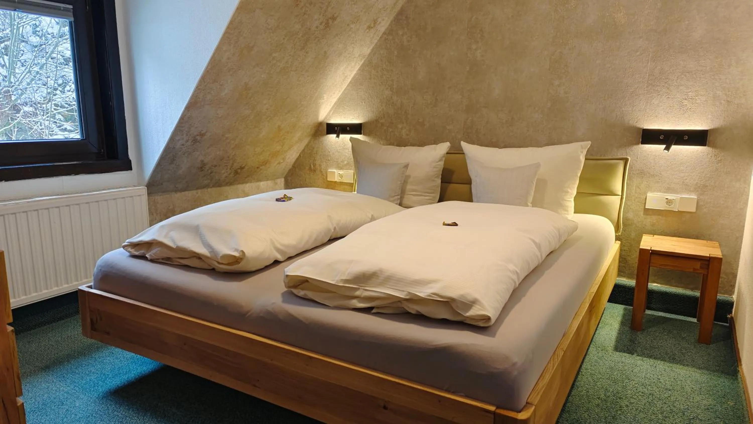 Bedroom, Bed in Hotel Garni "Zur Alten Post"