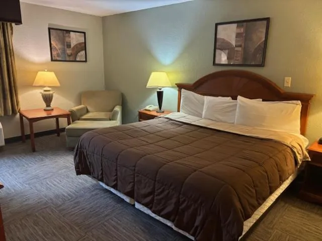 Bed in Brookings Inn