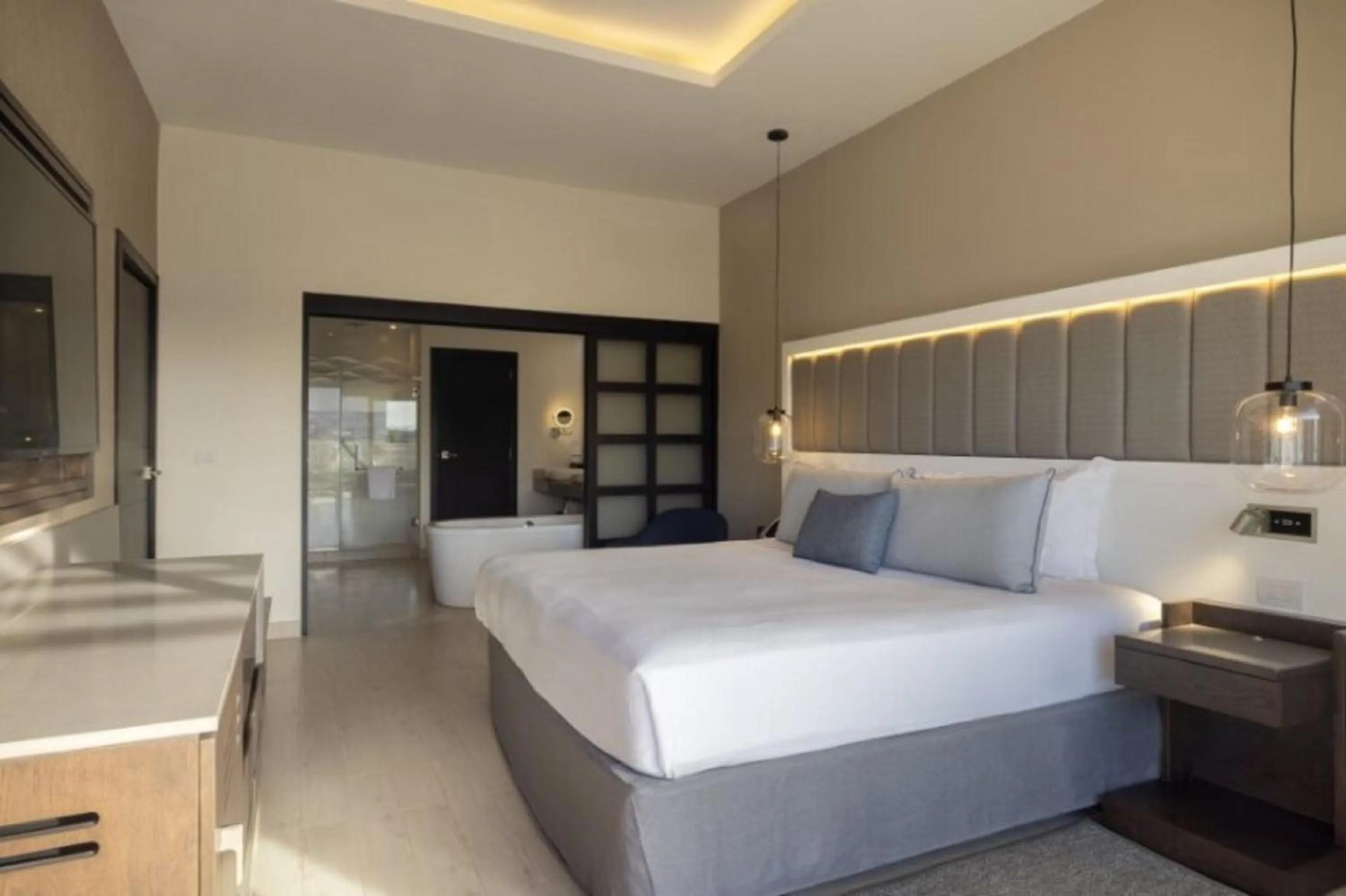 Bed in Royalton Hideaway Blue Waters, An Autograph Collection All-Inclusive Resort - Adults Only