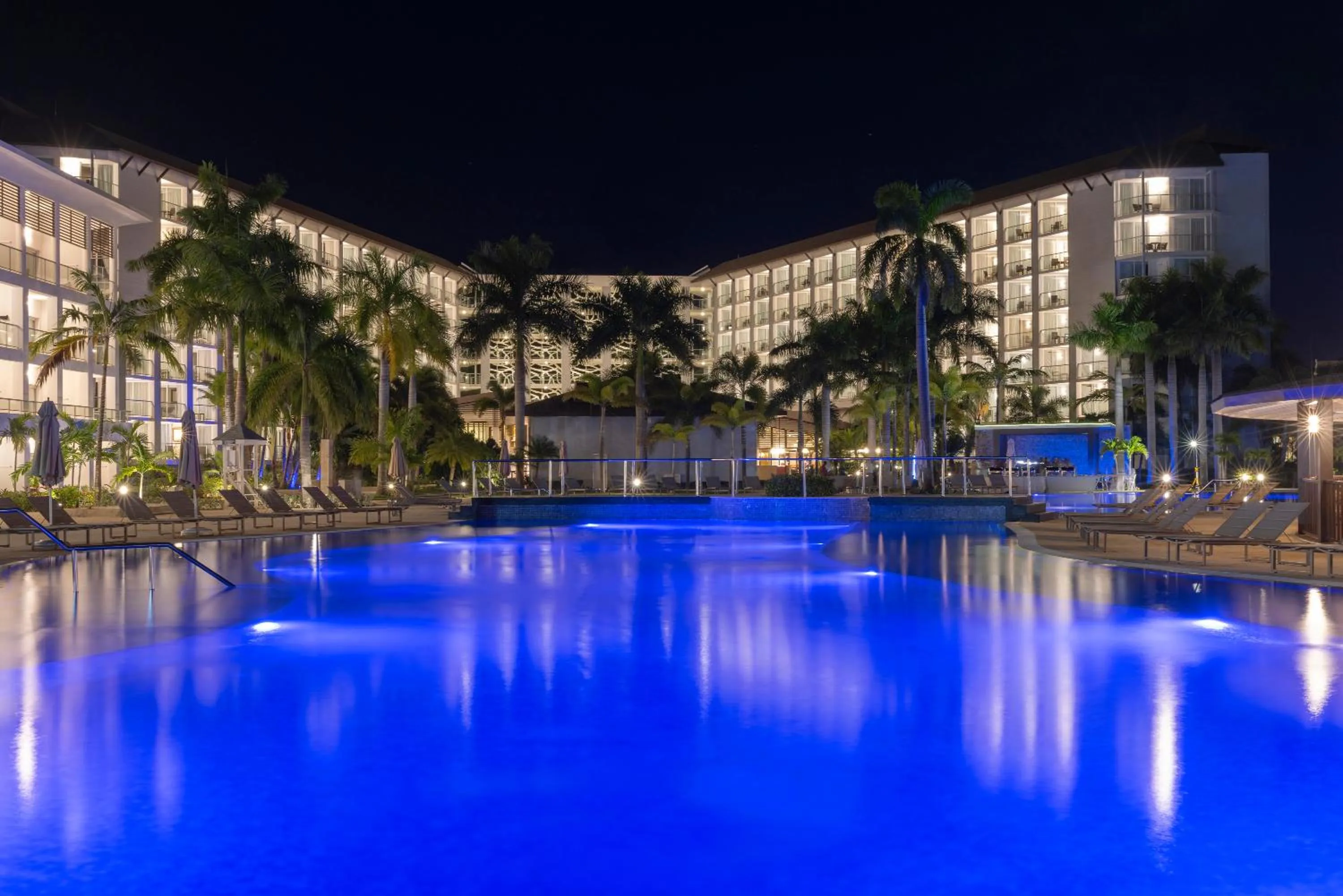 Swimming pool in Royalton Hideaway Blue Waters, An Autograph Collection All-Inclusive Resort - Adults Only