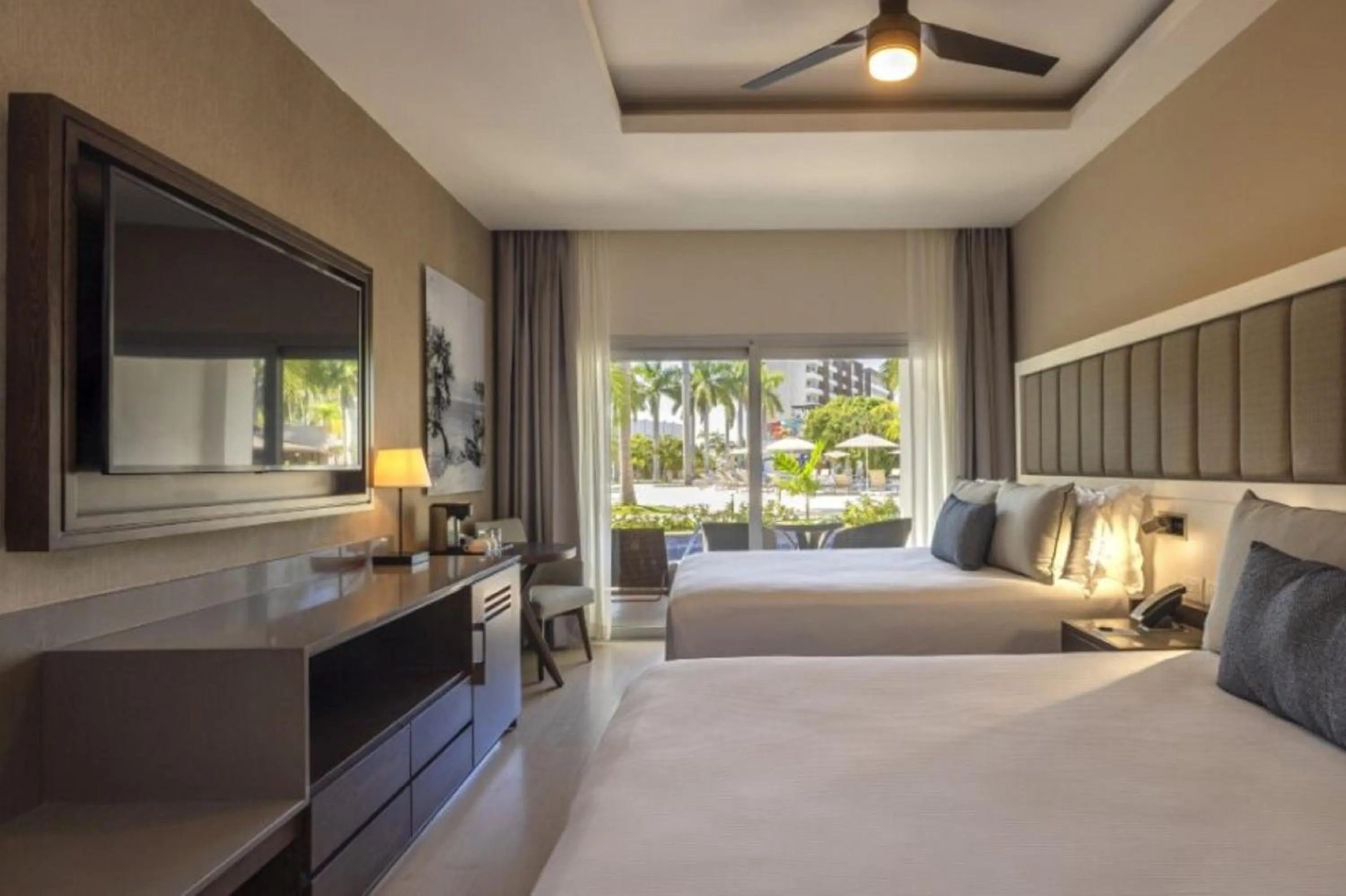 Bed in Royalton Hideaway Blue Waters, An Autograph Collection All-Inclusive Resort - Adults Only