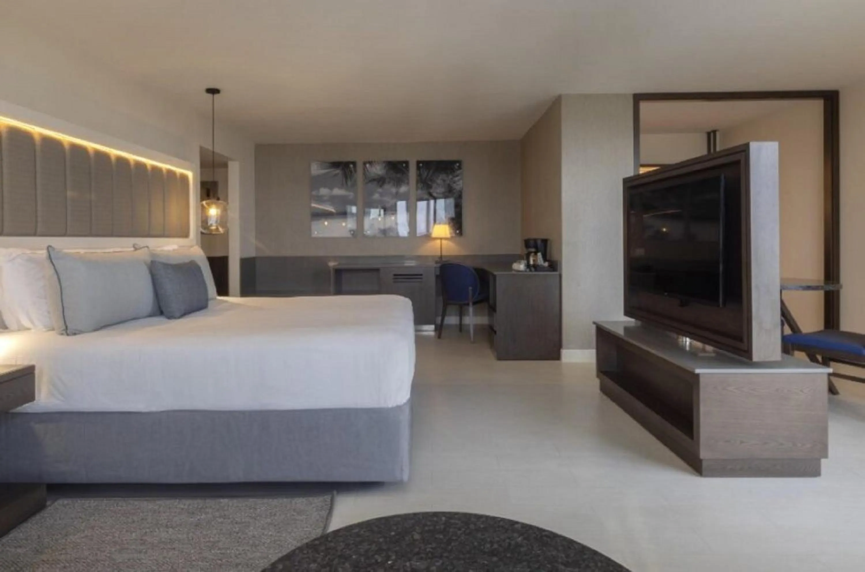 Bed in Royalton Hideaway Blue Waters, An Autograph Collection All-Inclusive Resort - Adults Only