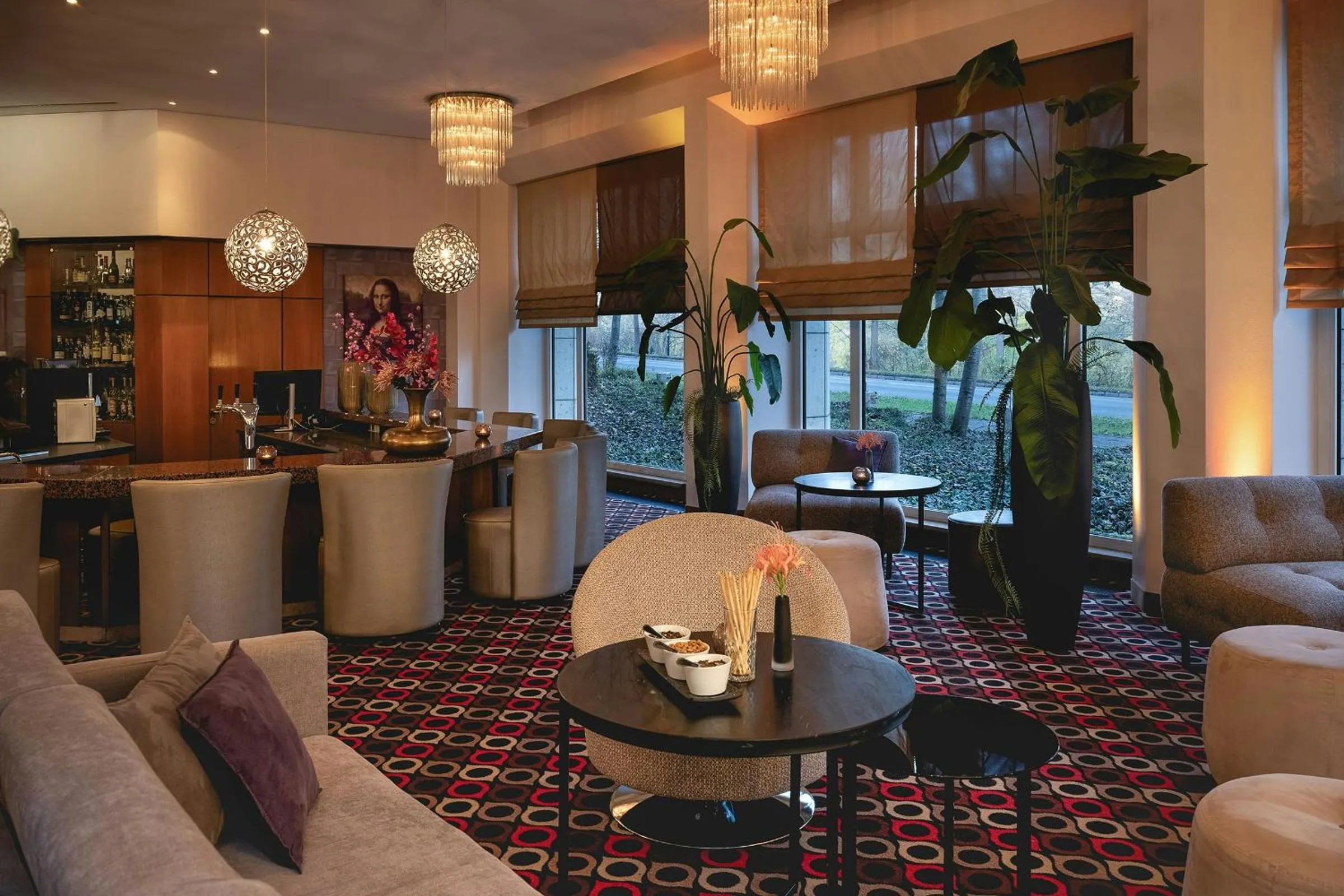 Lounge or bar in Leonardo Hotel Weimar