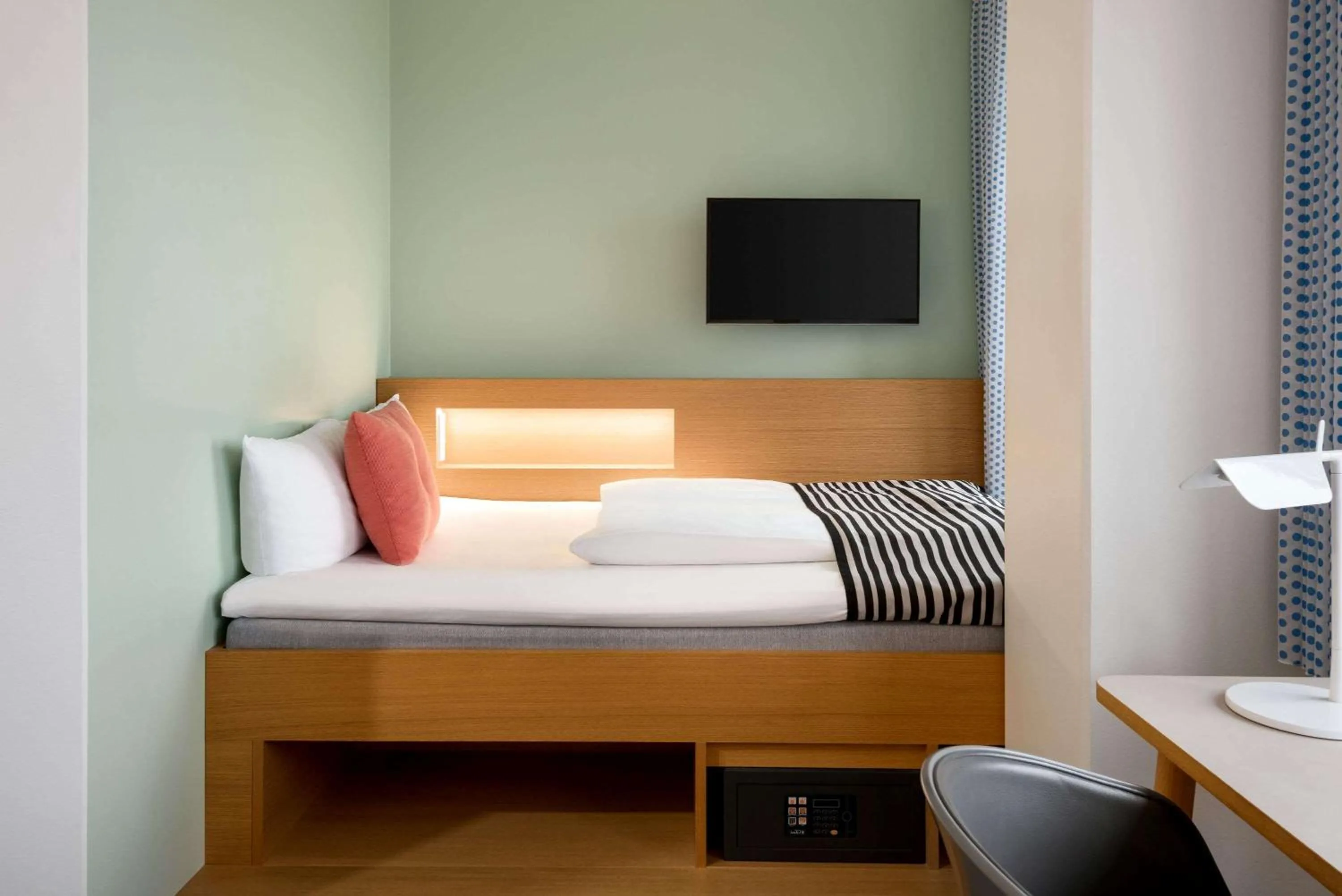 Photo of the whole room, Bed in Comwell Aarhus Dolce by Wyndham