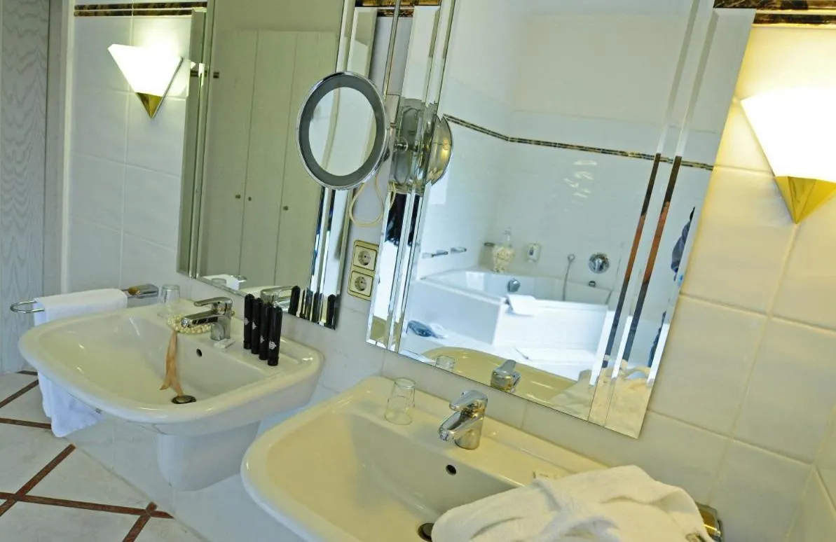Bathroom in Hotel Haus Reichert