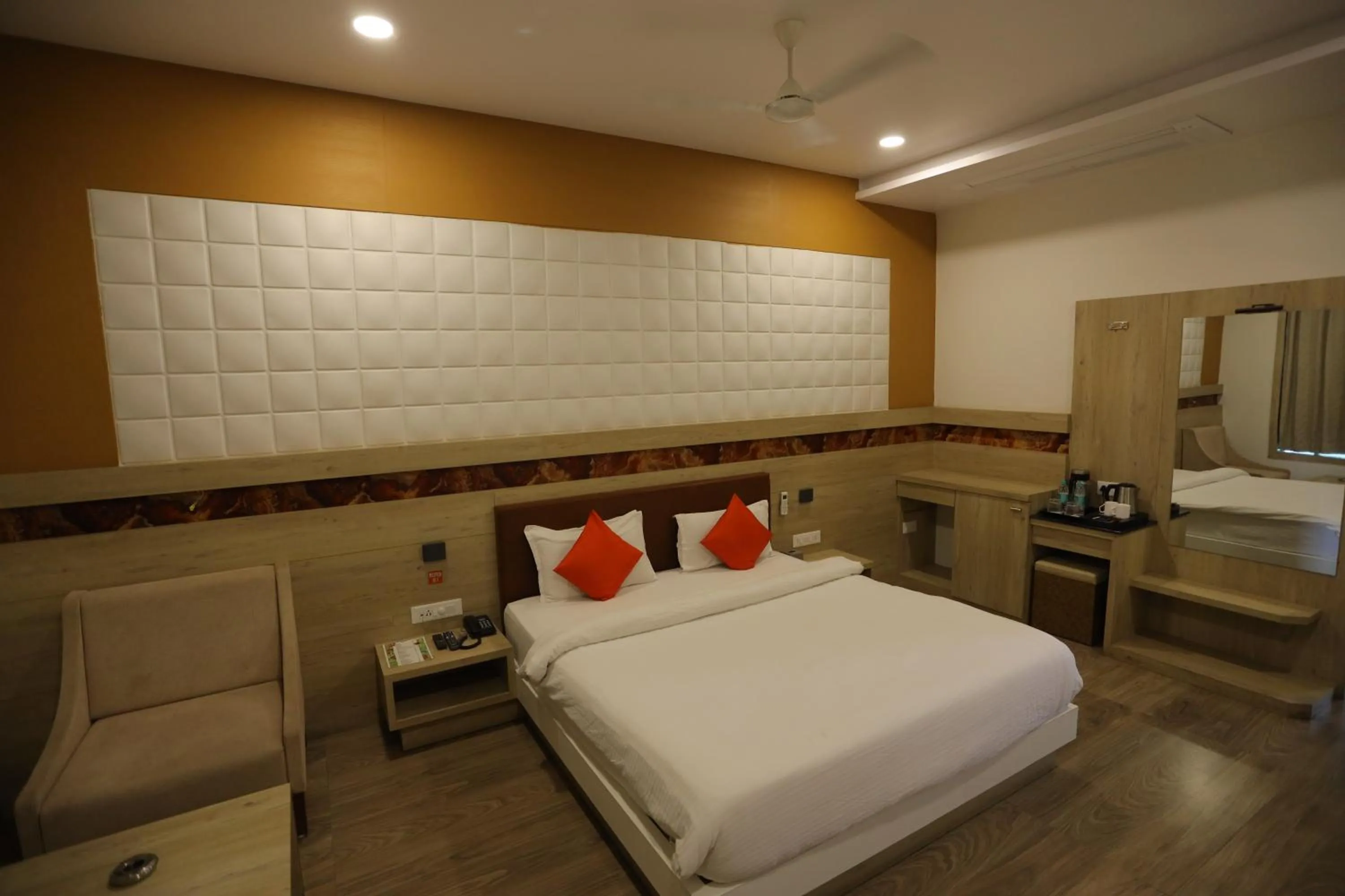 Bedroom, Bed in THE GRAND ASTORIA SOMANTH by Shivalaya Darshanam