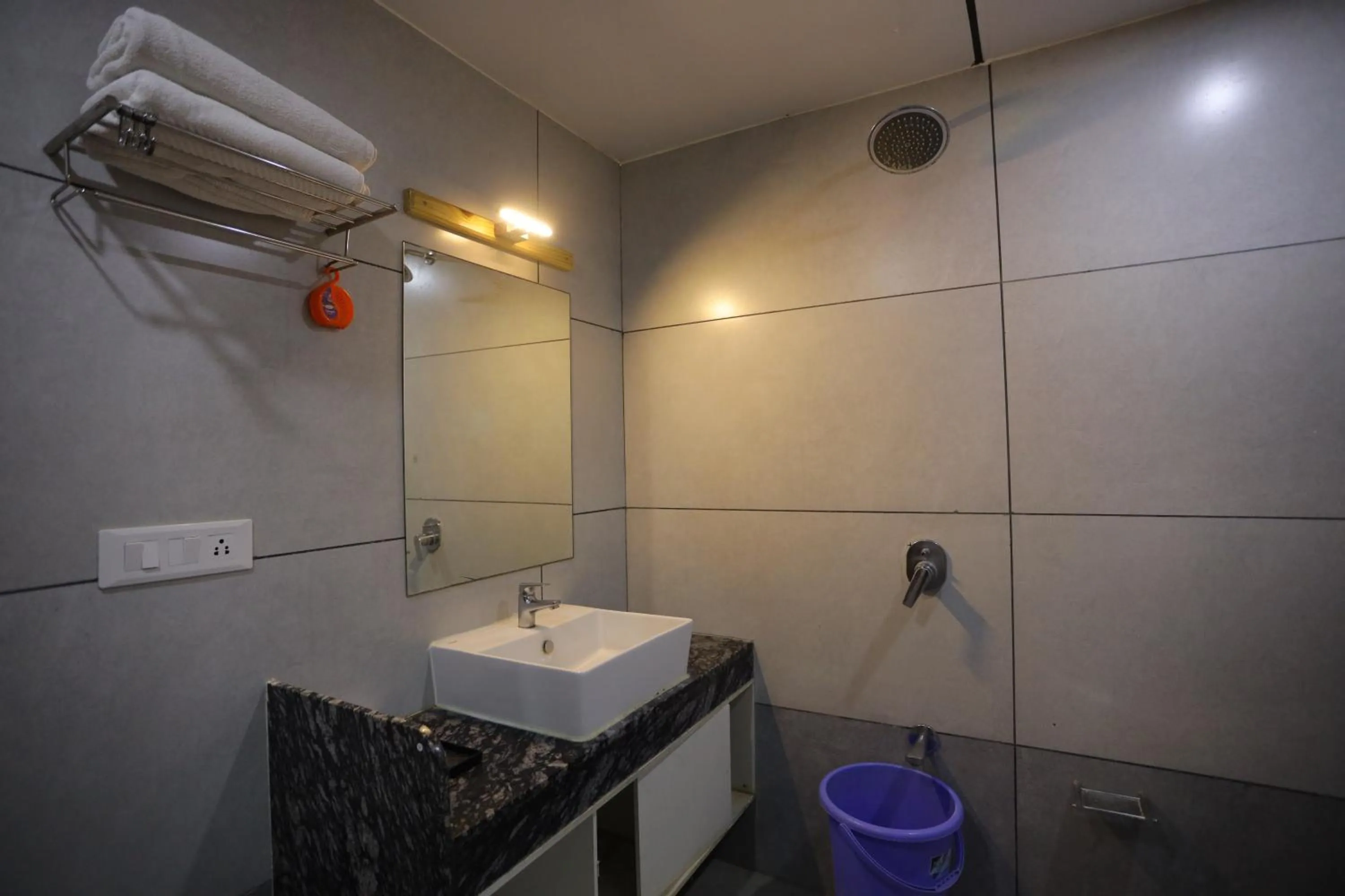 Bathroom in THE GRAND ASTORIA SOMANTH by Shivalaya Darshanam