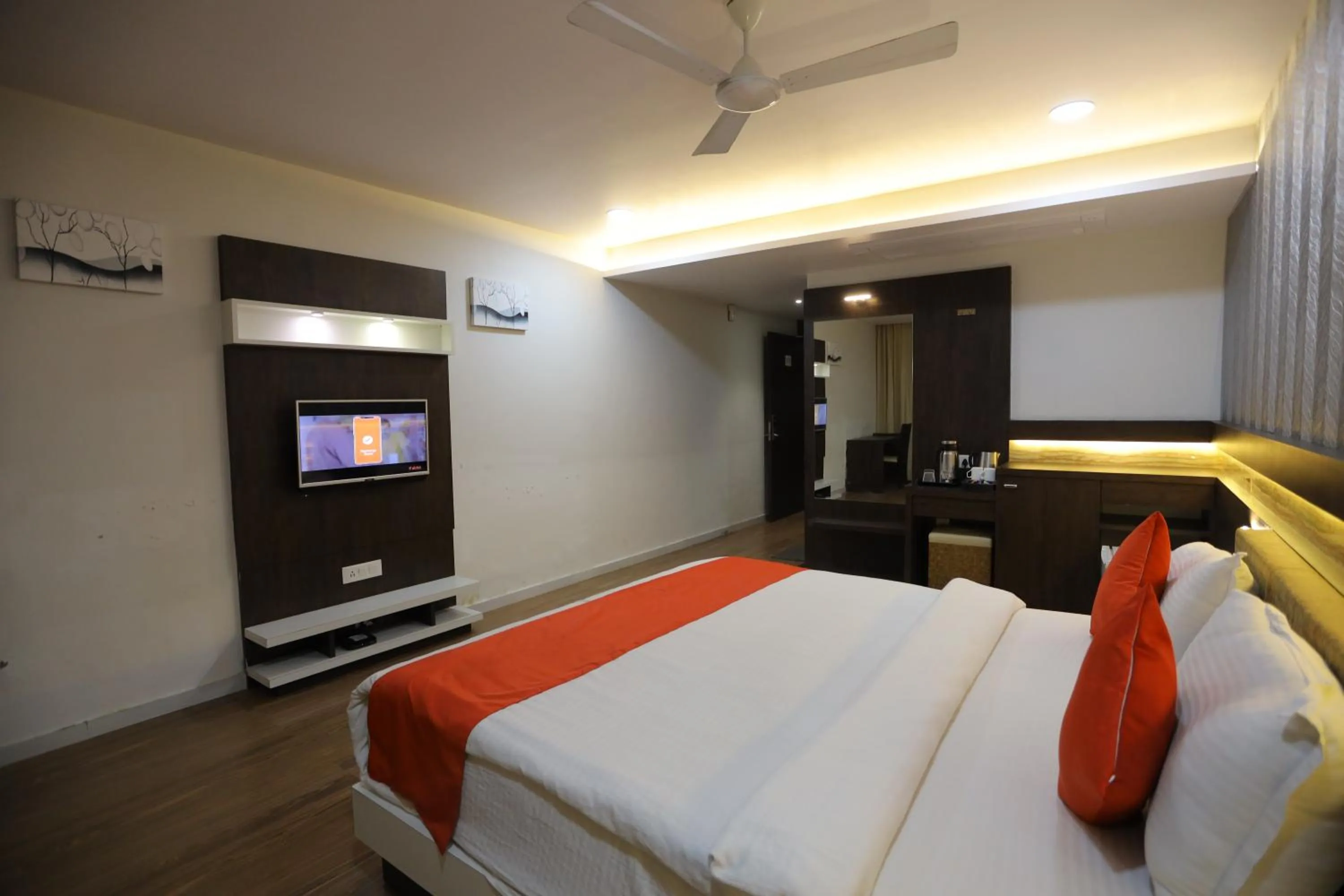 Bedroom, Bed in THE GRAND ASTORIA SOMANTH by Shivalaya Darshanam